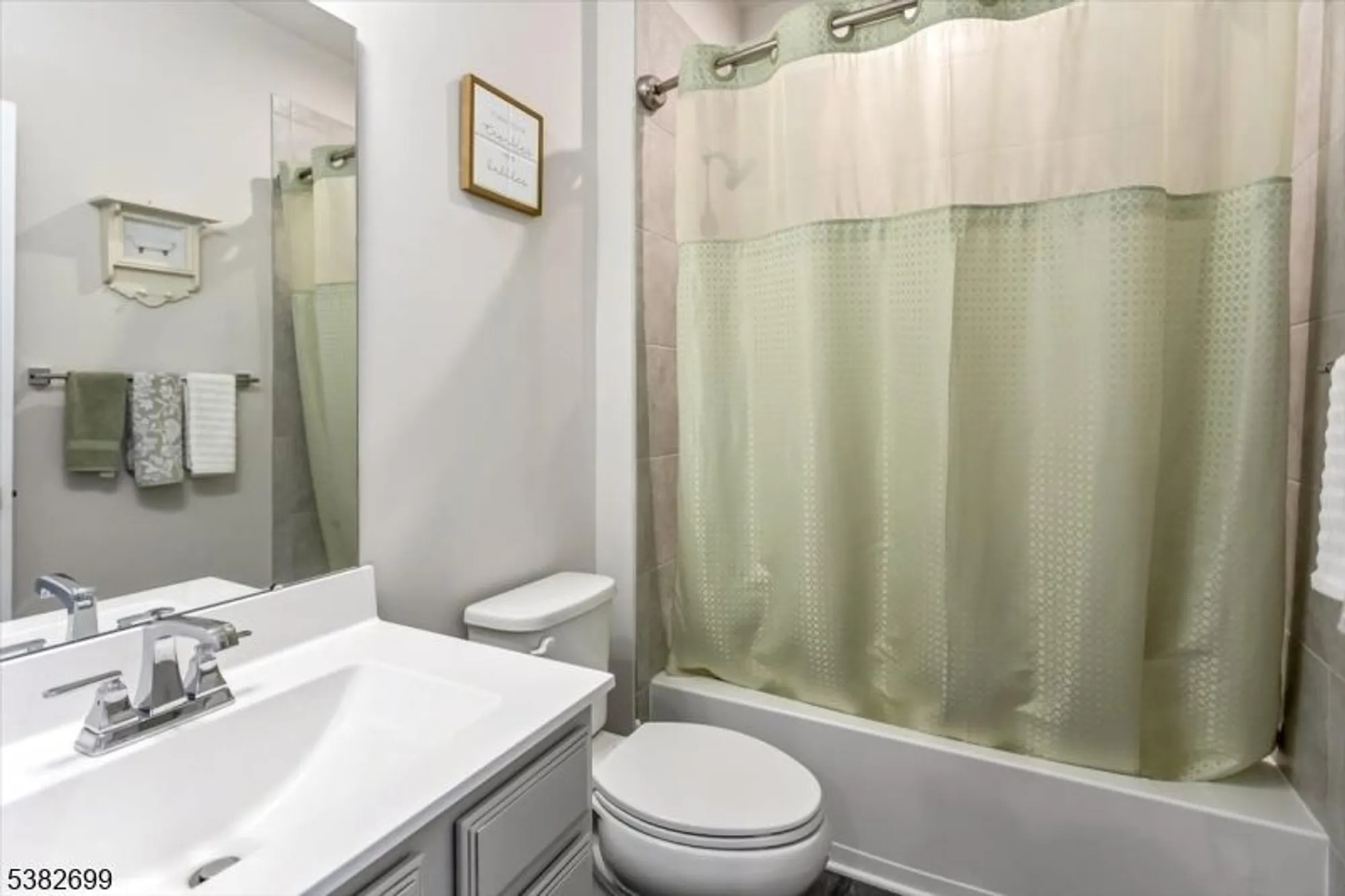 Property Slideshow image 25 of 32 | 51 mountain view ln, Port Murray, NJ, 07865
