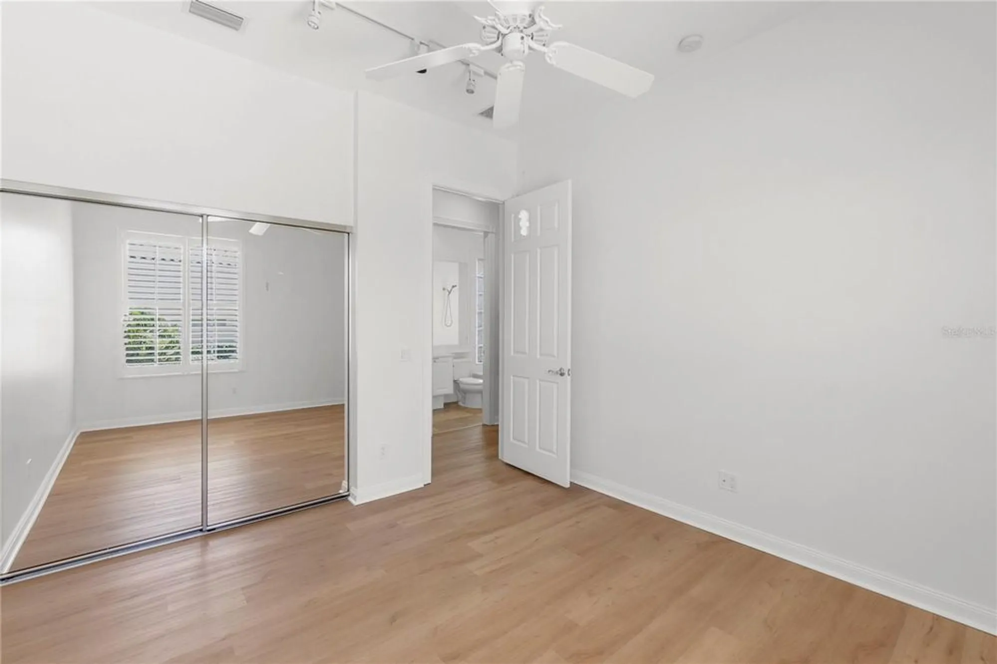 Property Slideshow image 22 of 40 | 5779 wilena pl, Sarasota, FL, 34238