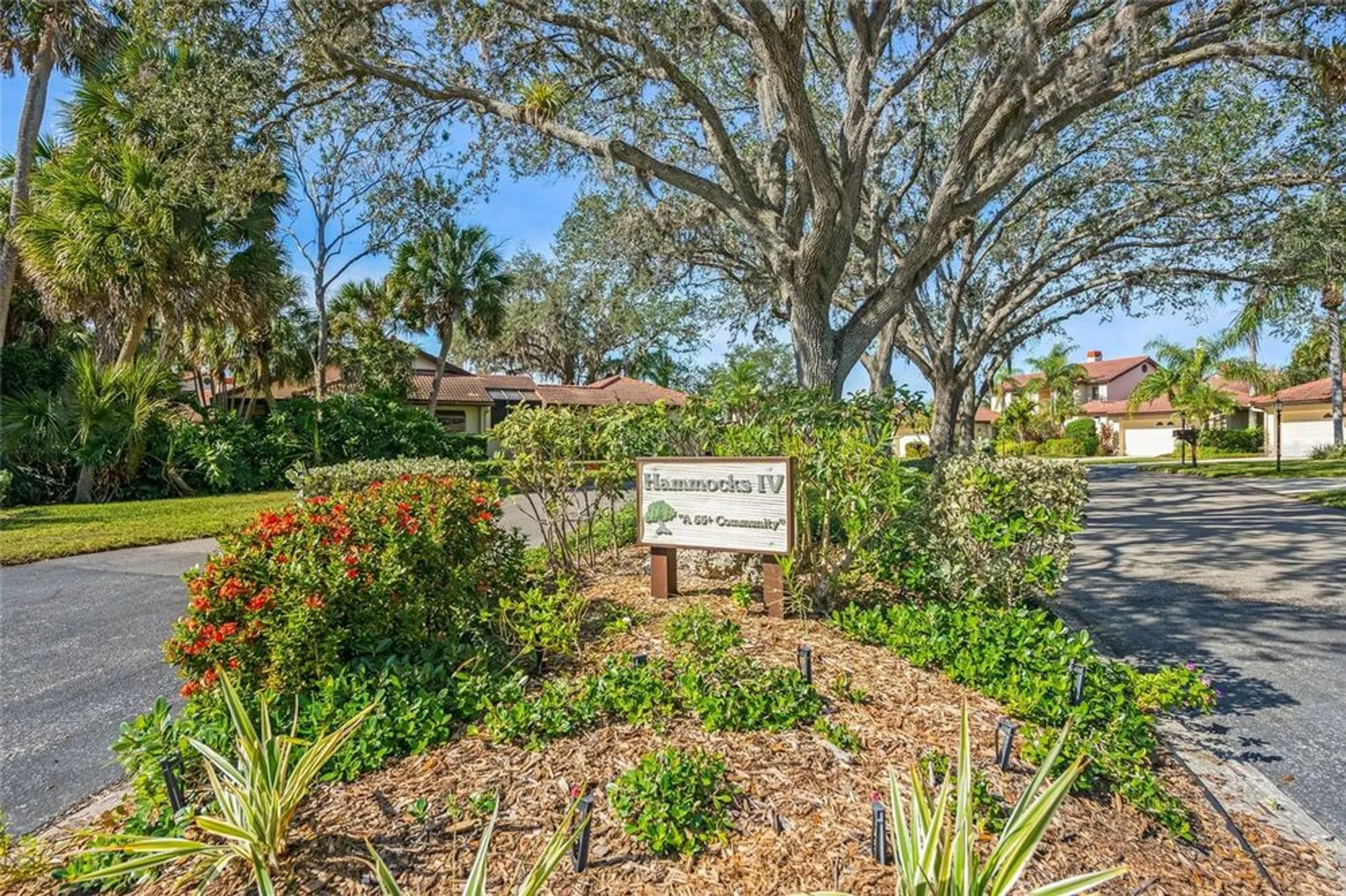 Property Slideshow image 34 of 43 | 4637 willow wood cir 44, Sarasota, FL, 34241