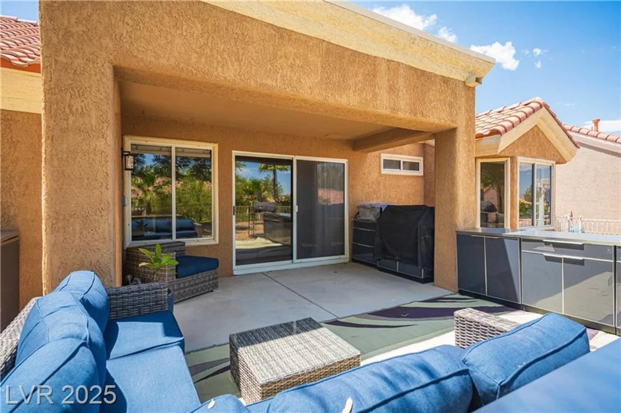 Property Slideshow image 13 of 72 | 2548 tumble brook dr, Las Vegas, NV, 89134