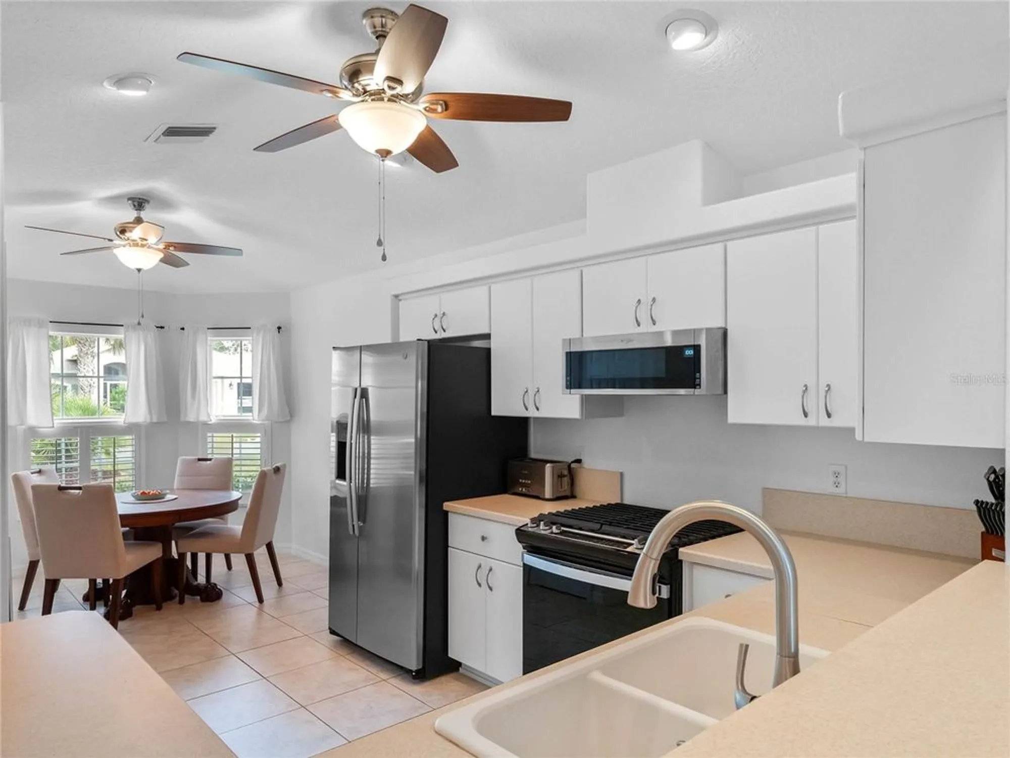 Property Slideshow image 28 of 61 | 5454 sir churchill dr, Leesburg, FL, 34748