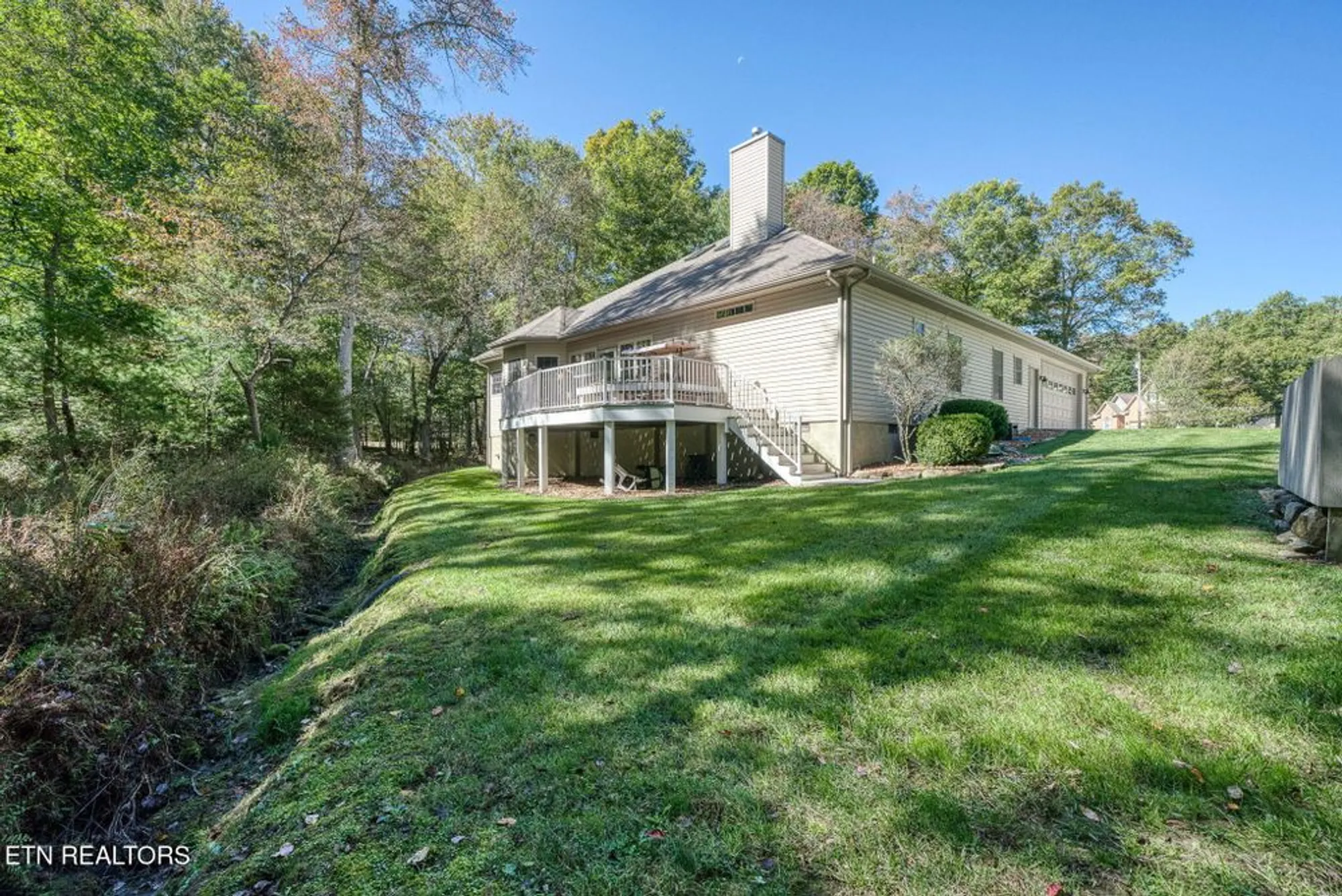 Property Slideshow image 8 of 14 | 14 holly ct, Crossville, TN, 38558