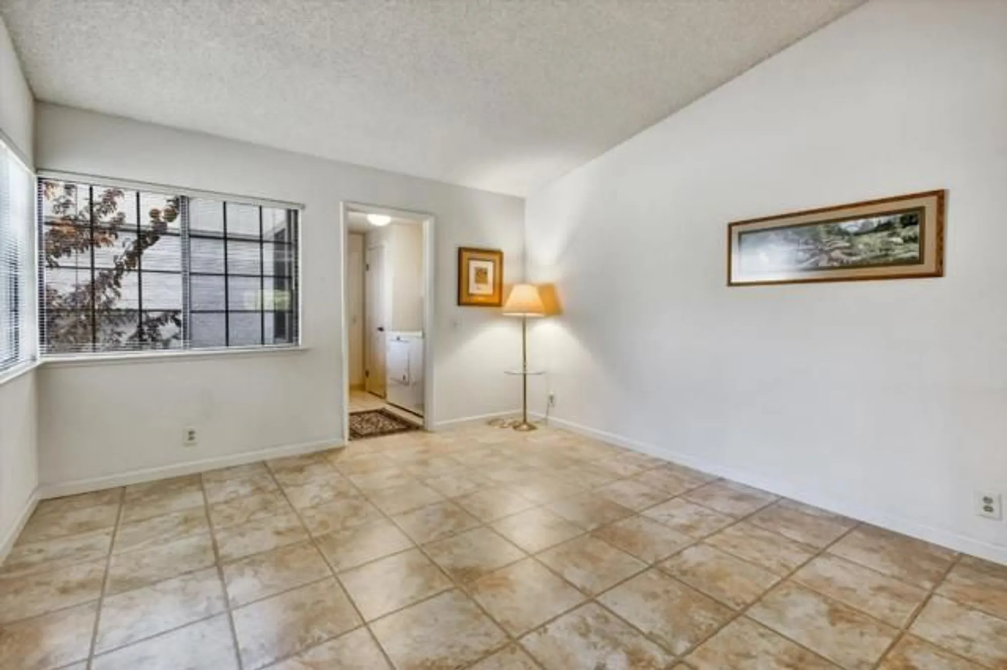 Property Slideshow image 27 of 59 | 7302 via granja, San Jose, CA, 95135