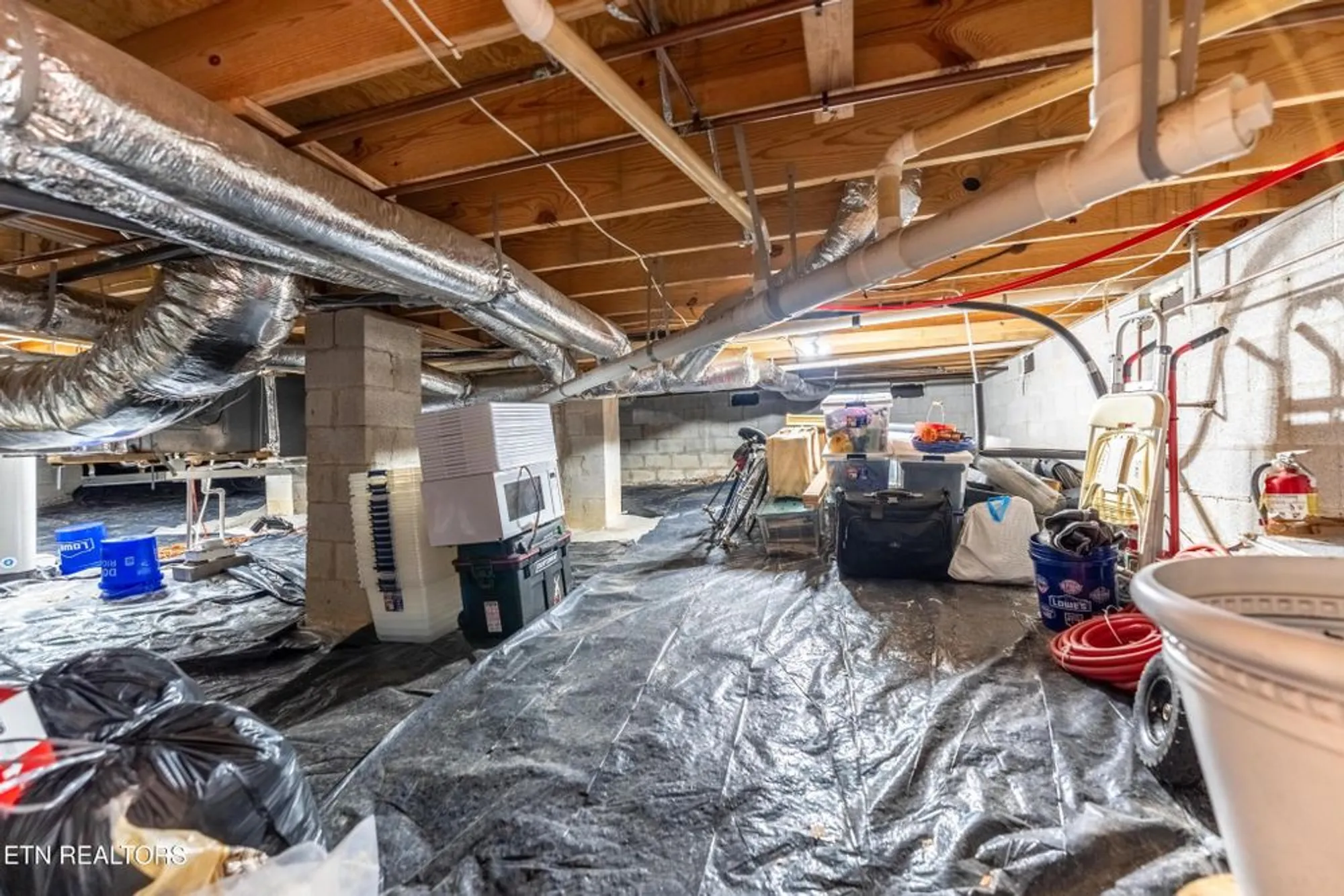 Property Slideshow image 38 of 48 | 31 oakcrest ct, Crossville, TN, 38558