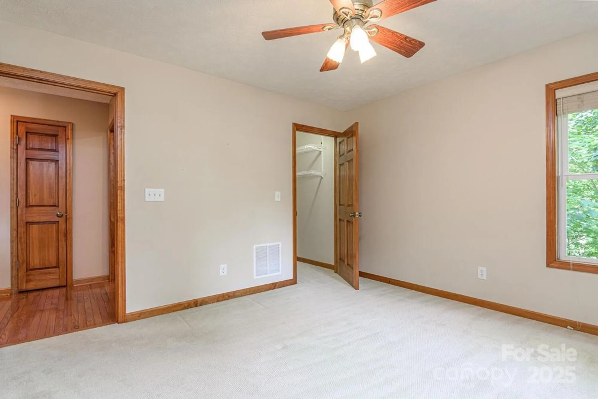 Property Slideshow image 26 of 46 | 299 carriage summitt way, Hendersonville, NC, 28791