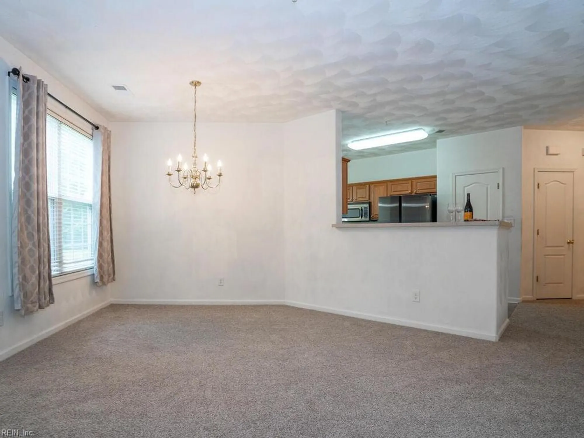Property Slideshow image 16 of 36 | 2849 majestic oak ct, Virginia Beach, VA, 23456