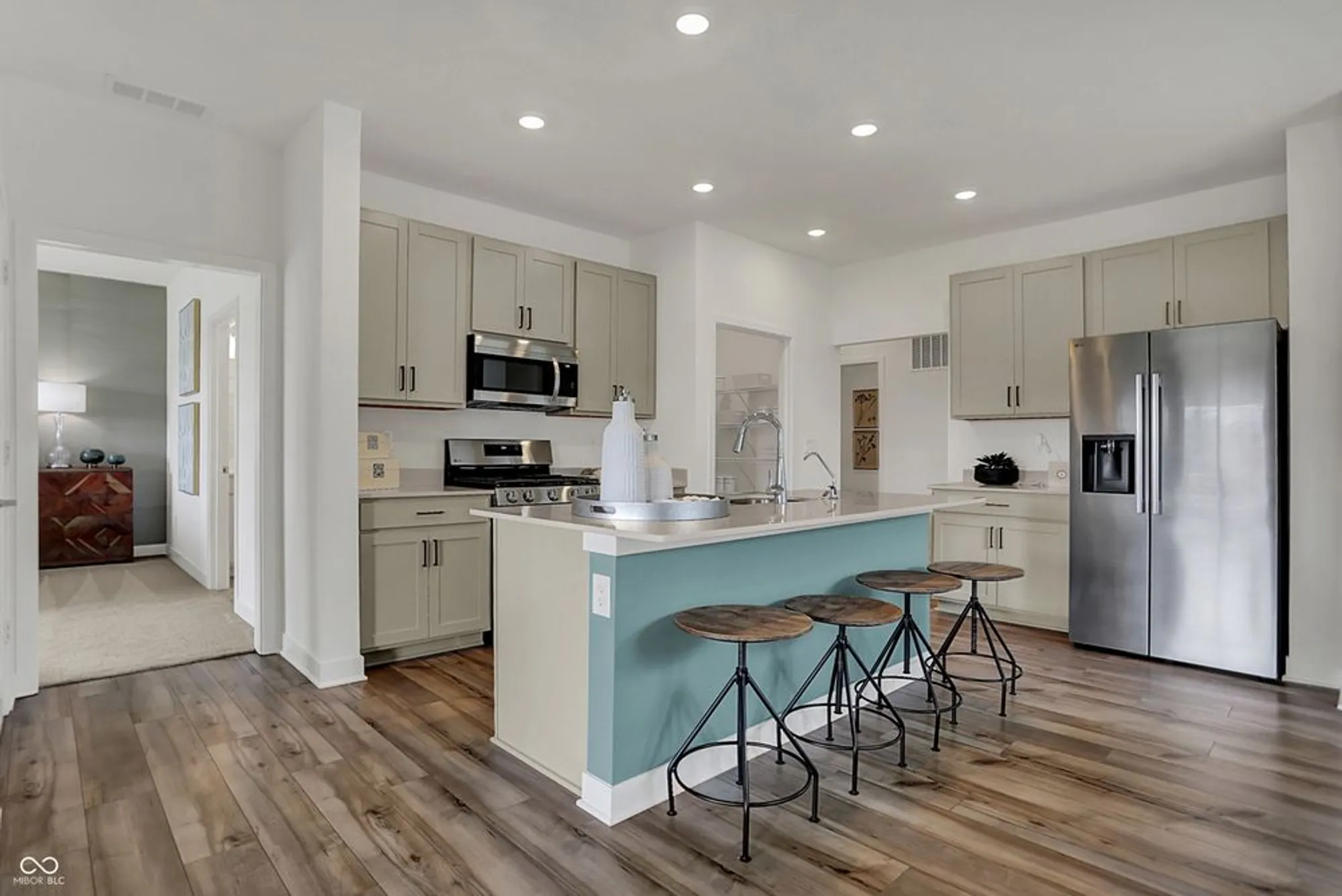 Property Slideshow image 9 of 33 | 19414 sumrall pl, Westfield, IN, 46074