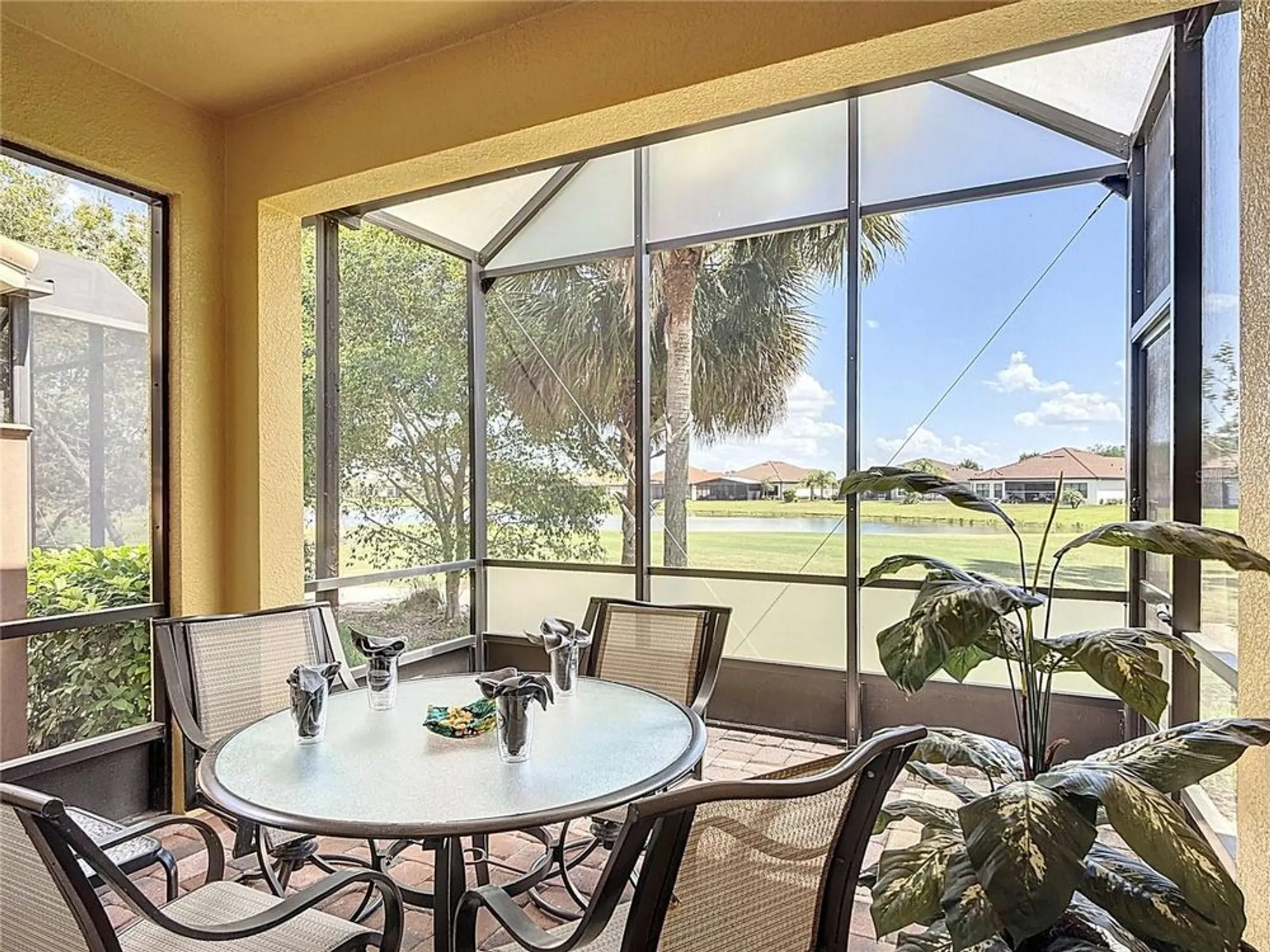 Property Slideshow image 41 of 46 | 2502 palm tree dr, Poinciana, FL, 34759