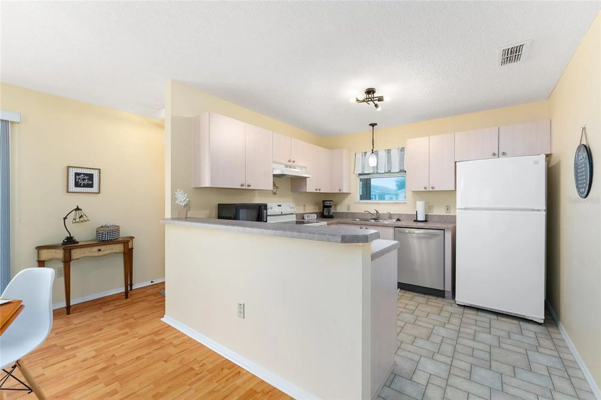 Property Slideshow image 16 of 30 | 1708 moreno pl, The Villages, FL, 32159