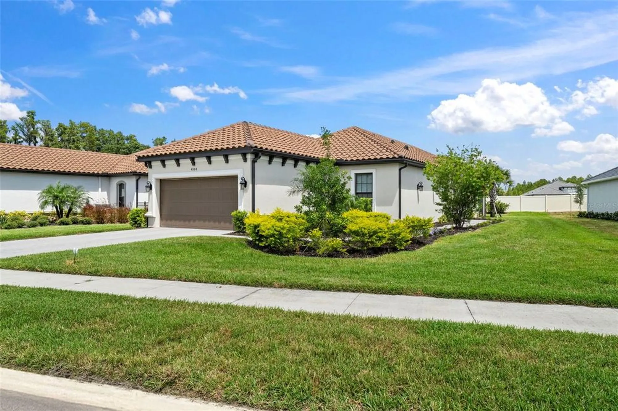 Property Slideshow image 4 of 62 | 4308 cairoli ct, Wesley Chapel, FL, 33543