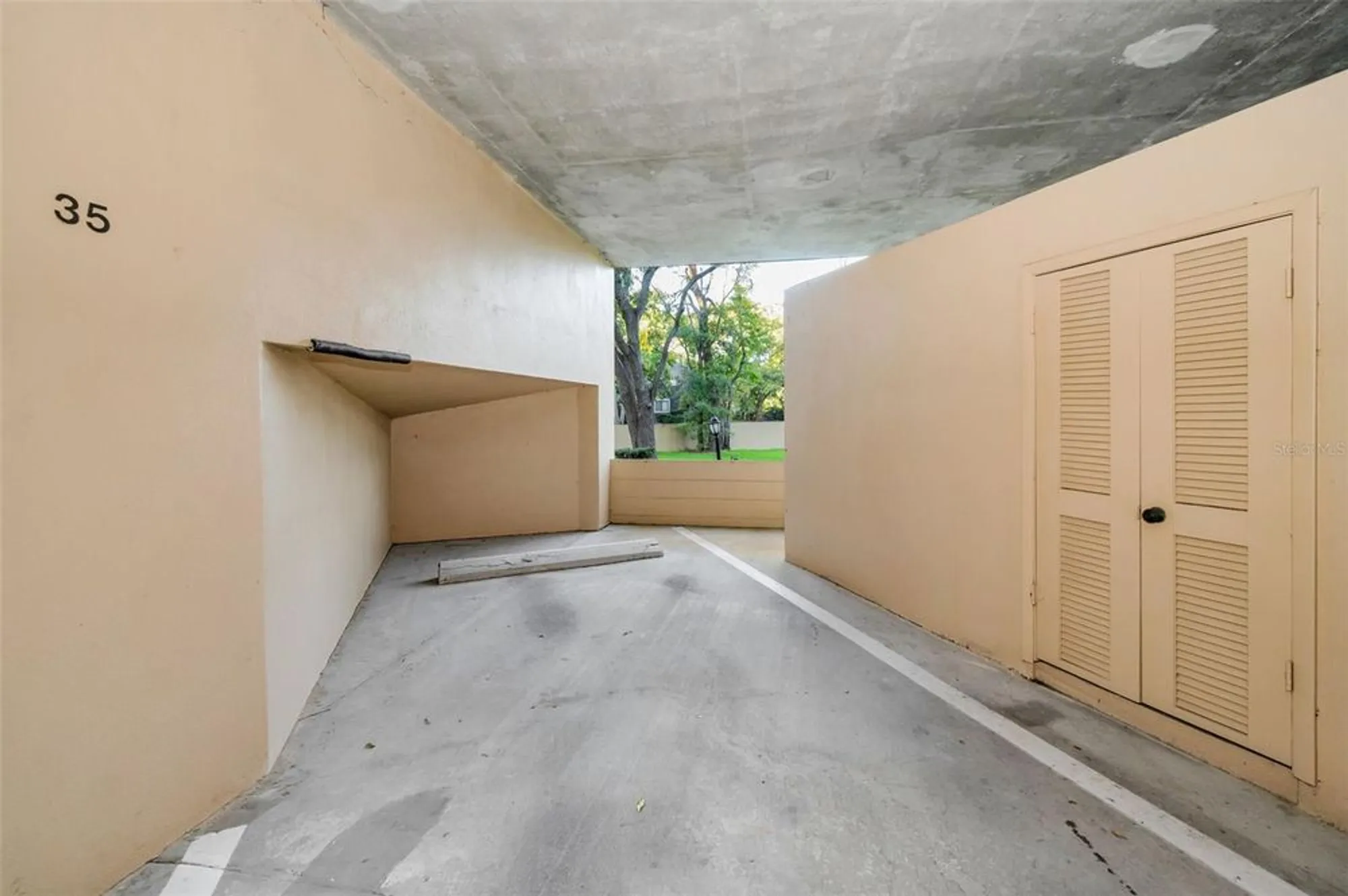 Property Slideshow image 47 of 85 | 3062 eastland blvd 105, Clearwater, FL, 33761