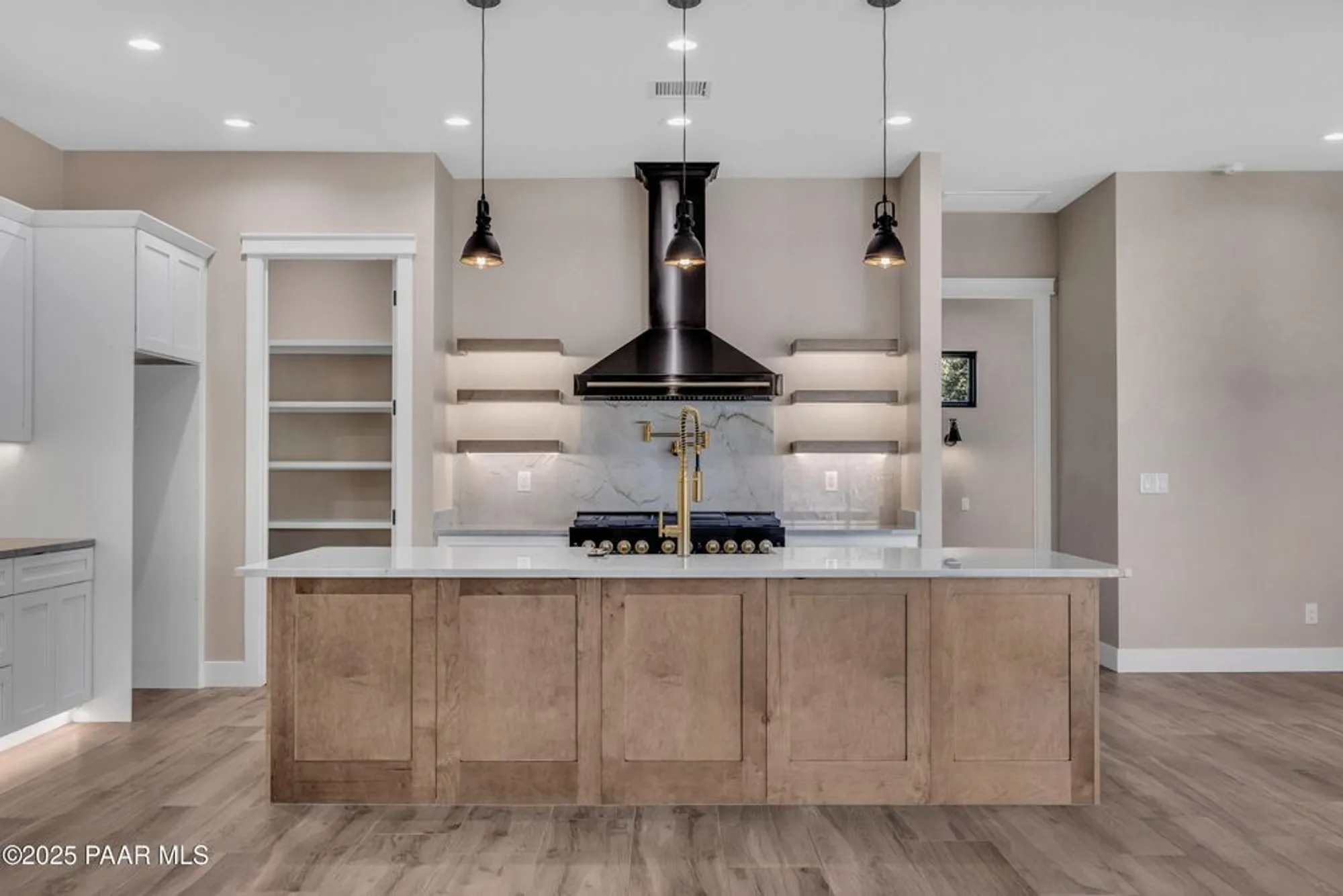 Property Slideshow image 13 of 60 | 4701 sharp shooter way, Prescott, AZ, 86301