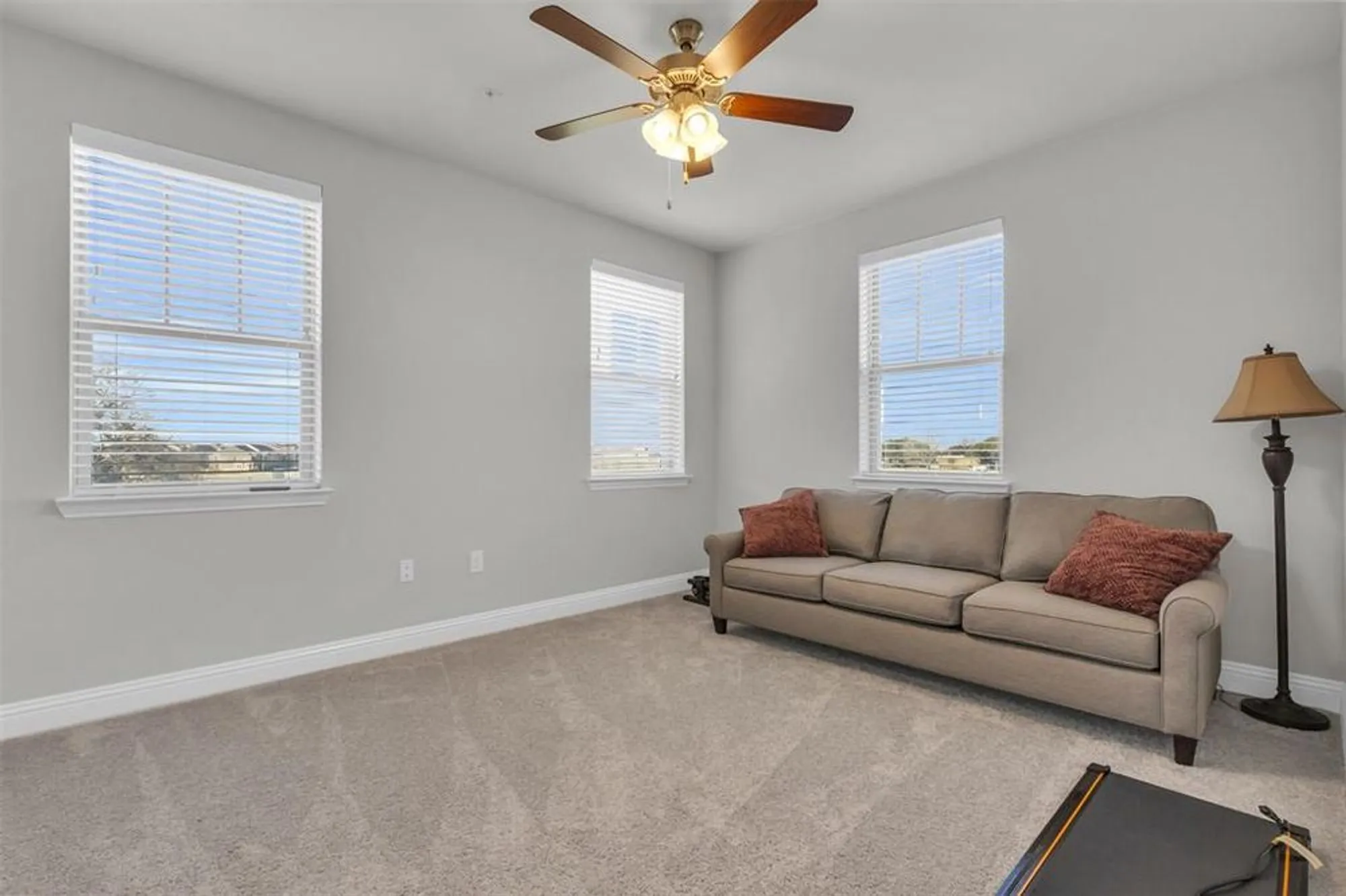 Property Slideshow image 24 of 34 | 1735 wittington pl apt 2302, Dallas, TX, 75234