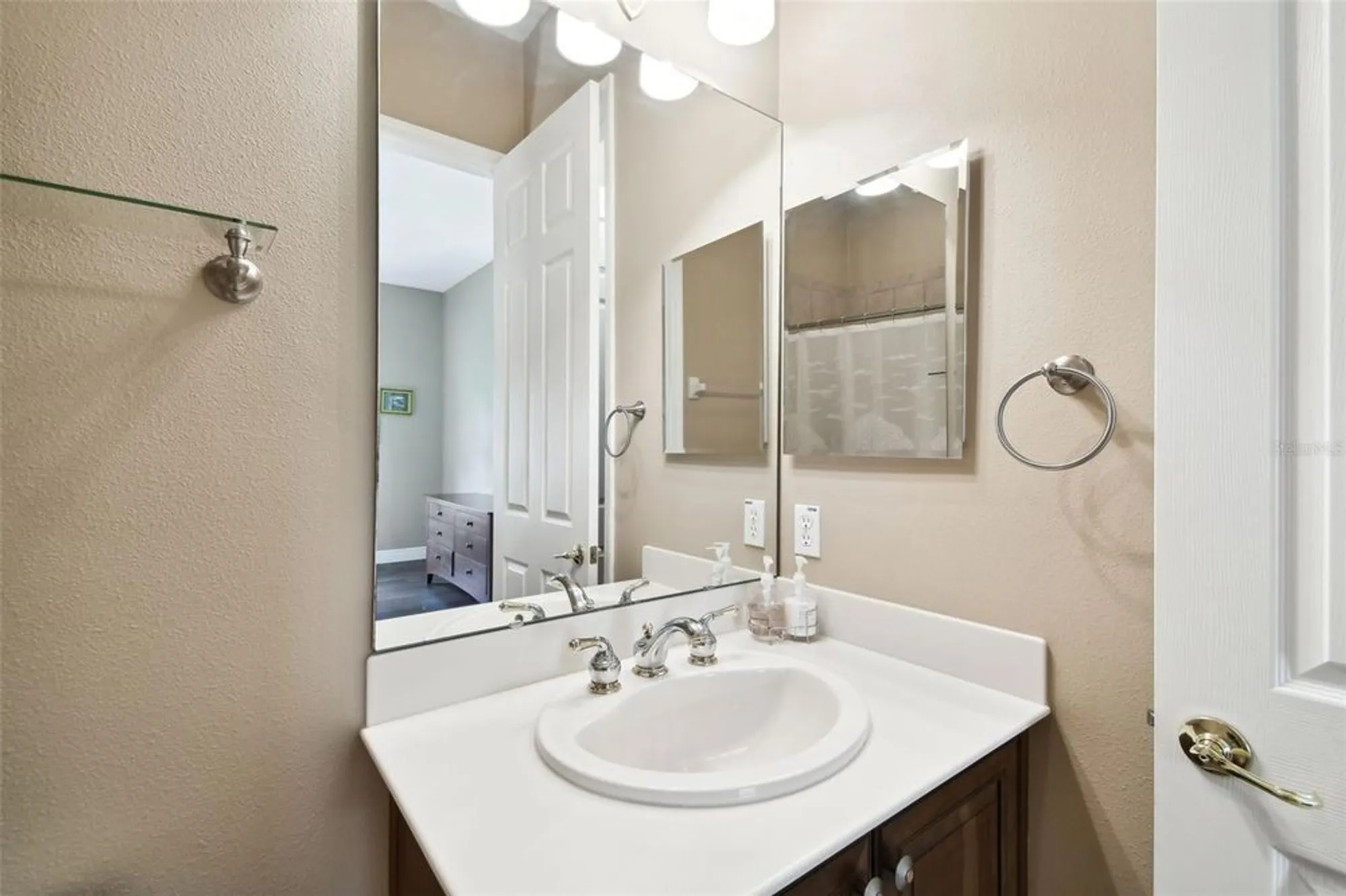 Property Slideshow image 24 of 53 | 154 rancho mirage dr, Kissimmee, FL, 34759