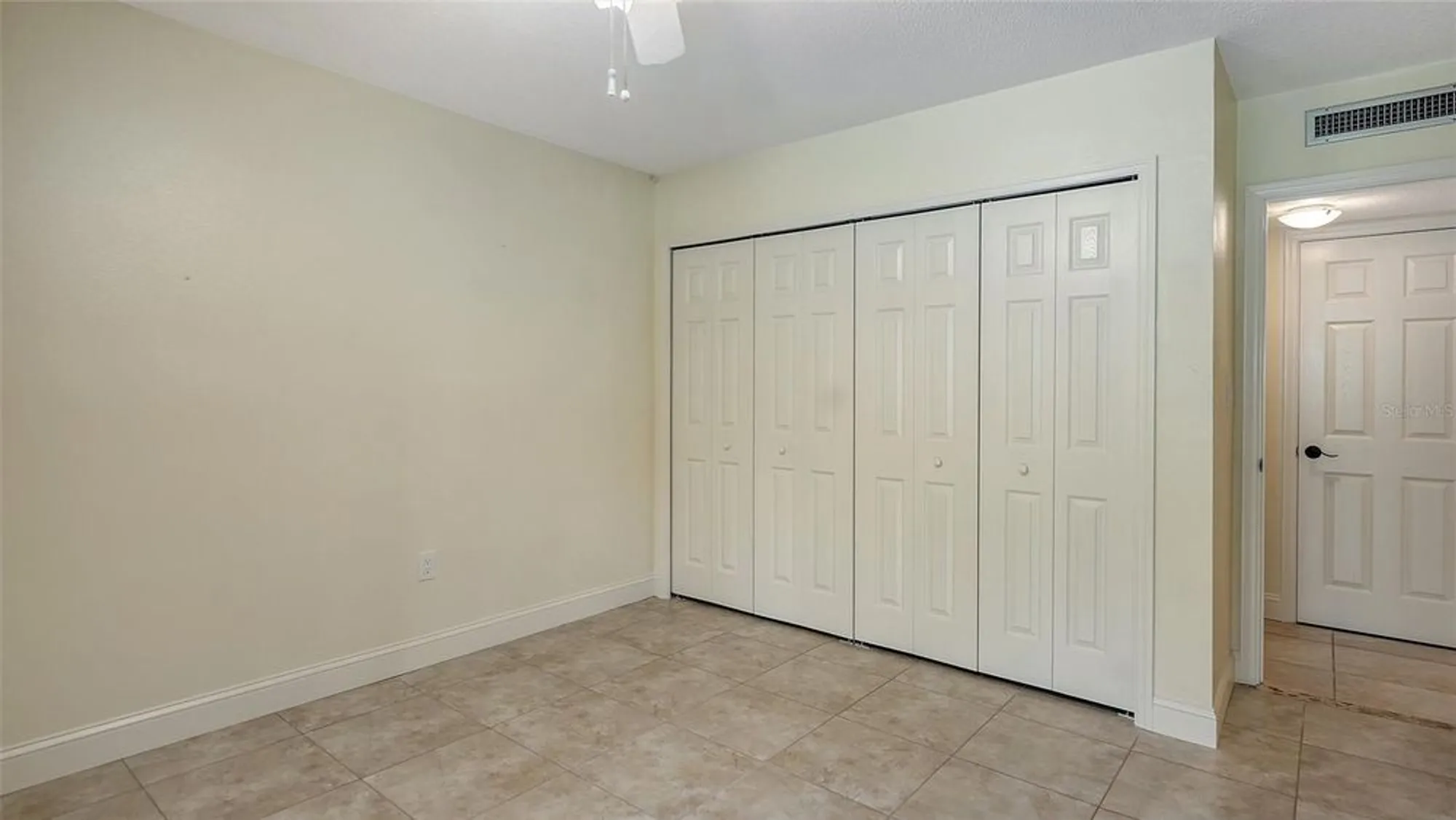 Property Slideshow image 62 of 91 | 225 hourglass way apt 103, Sarasota, FL, 34242