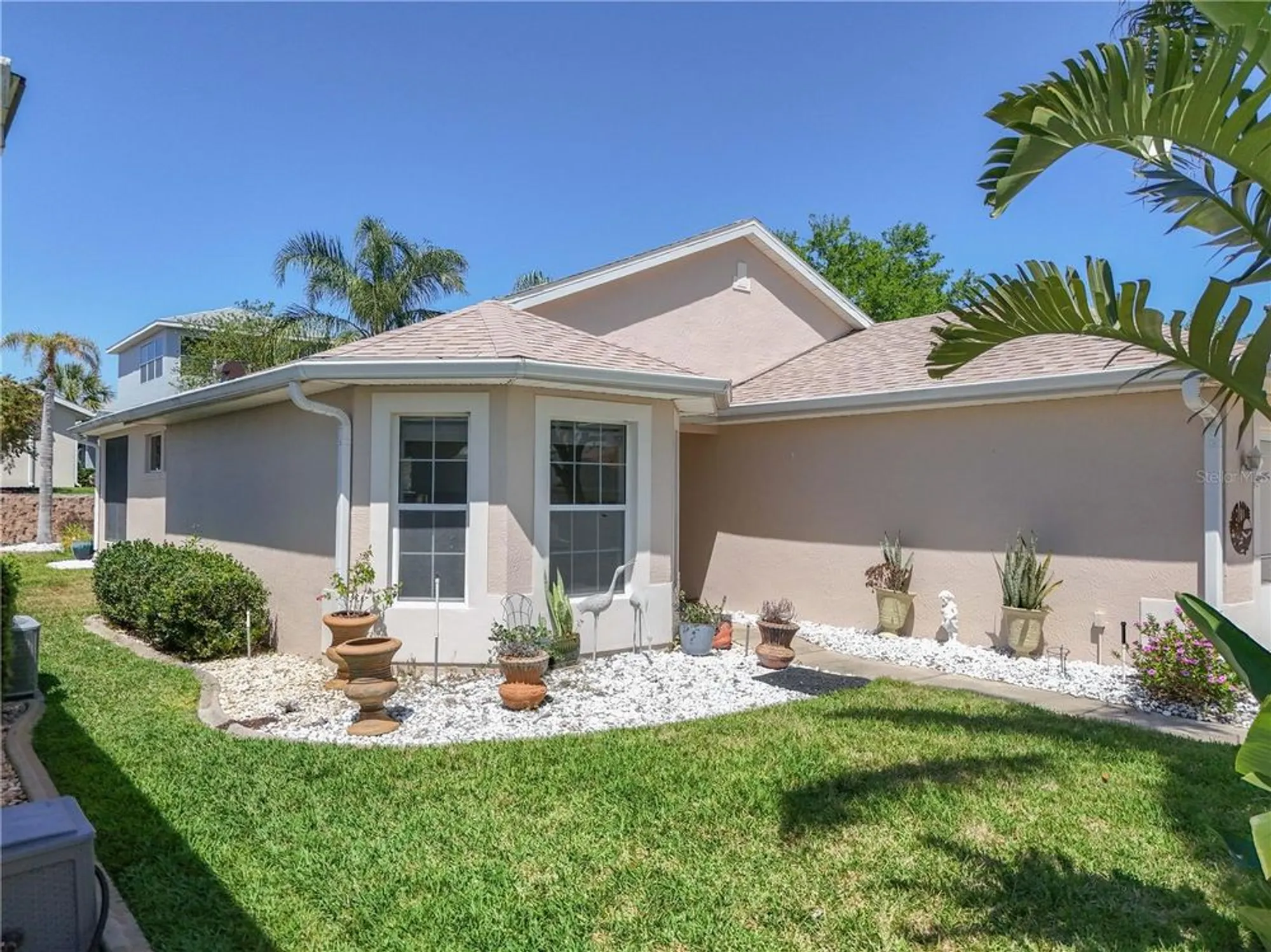 Property Slideshow image 1 of 49 | 5441 sea leopard st, Tavares, FL, 32778