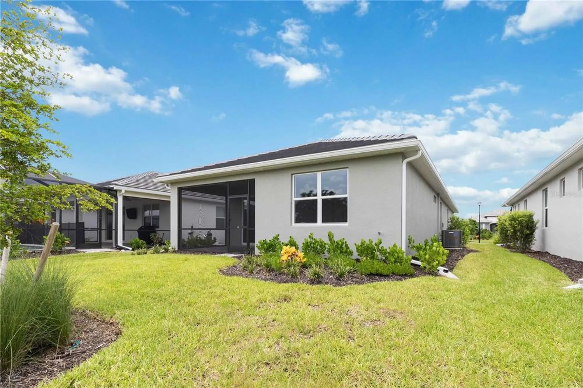 Property Slideshow image 20 of 73 | 25508 royal tern ln, Englewood, FL, 34223