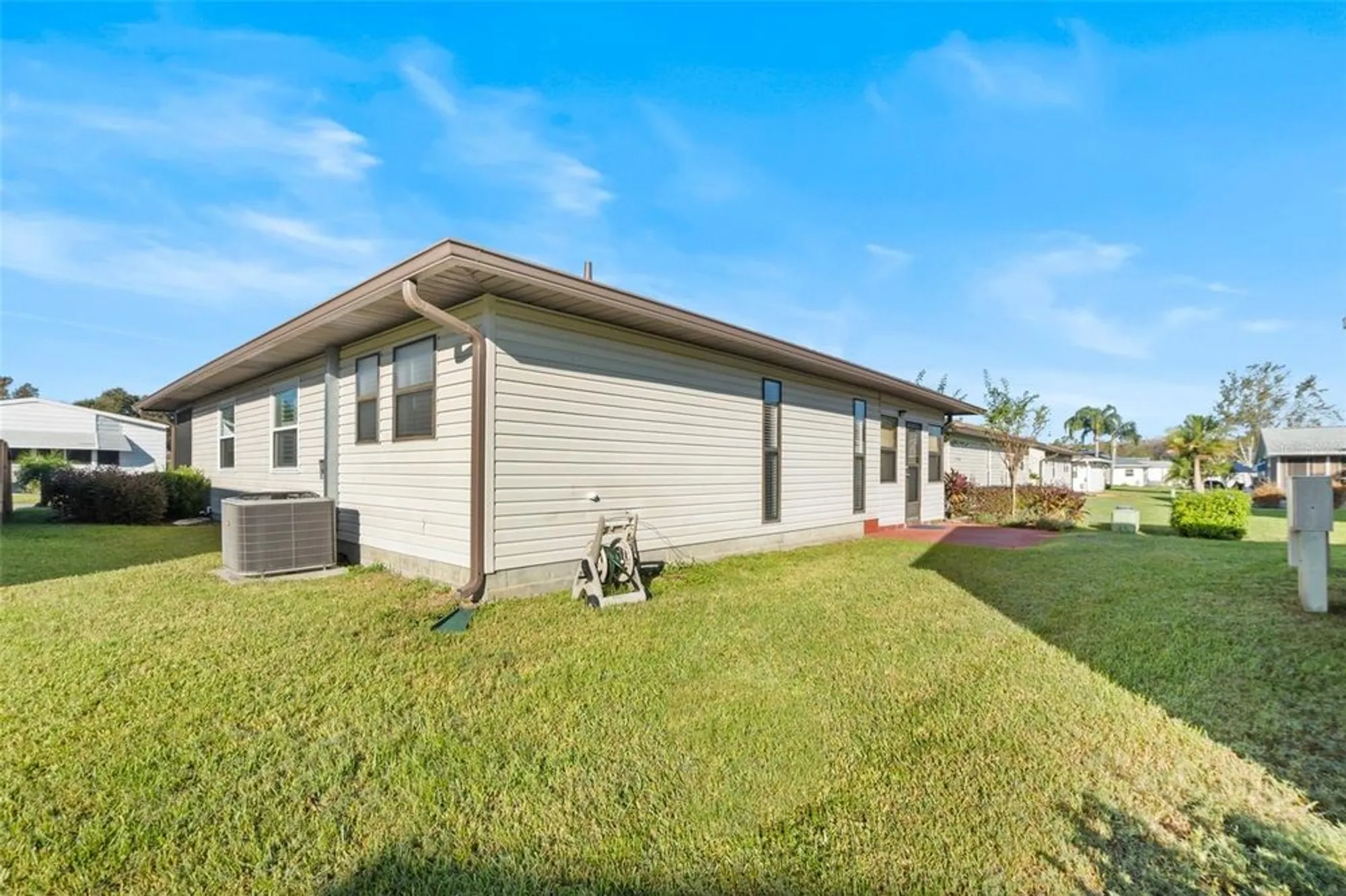 Property Slideshow image 25 of 27 | 4904 goldenview ln, Lakeland, FL, 33811