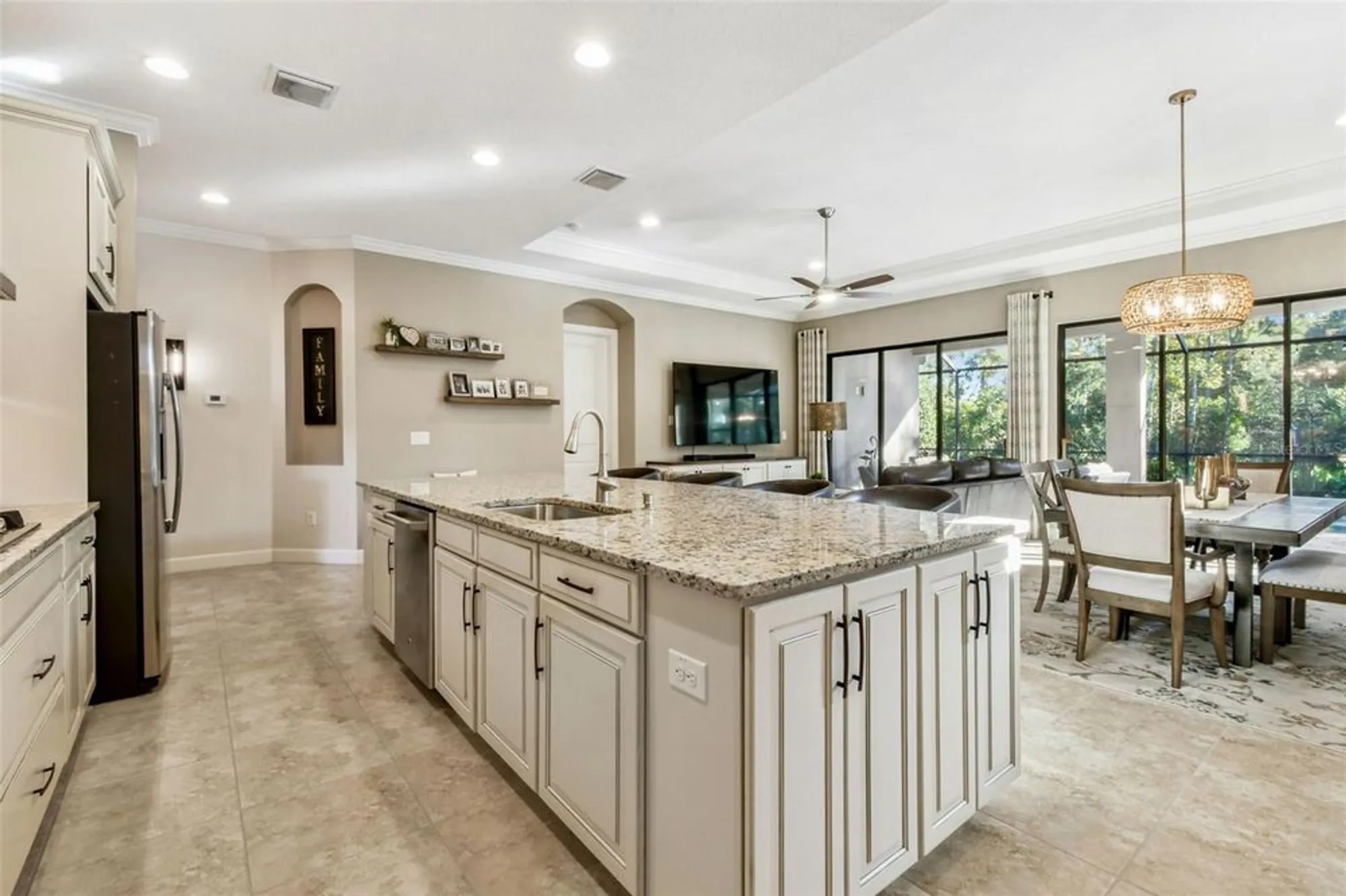 Property Slideshow image 17 of 95 | 8543 grand alberato rd, Tampa, FL, 33647