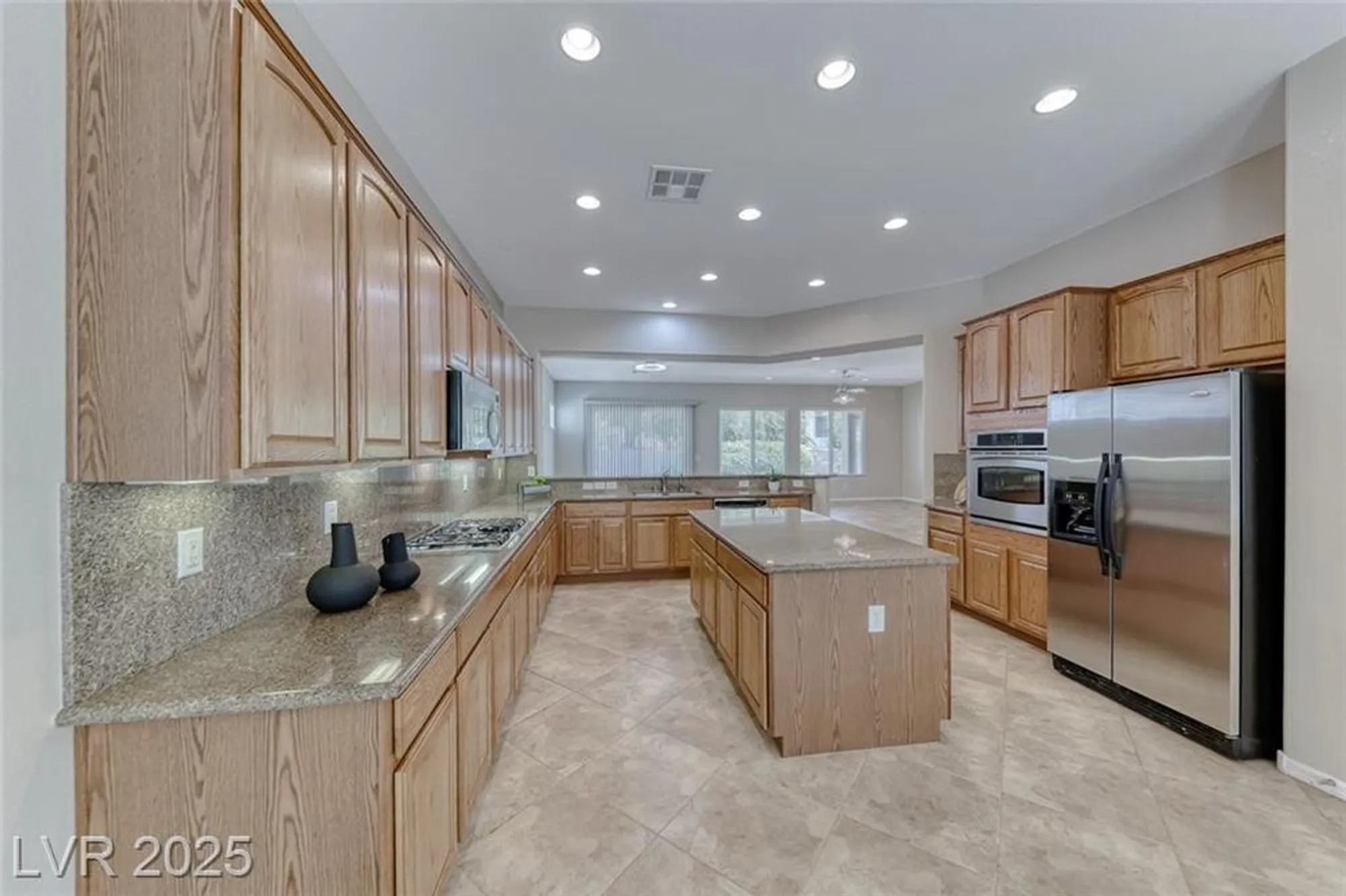 Property Slideshow image 8 of 48 | 2114 twin falls dr, Henderson, NV, 89044