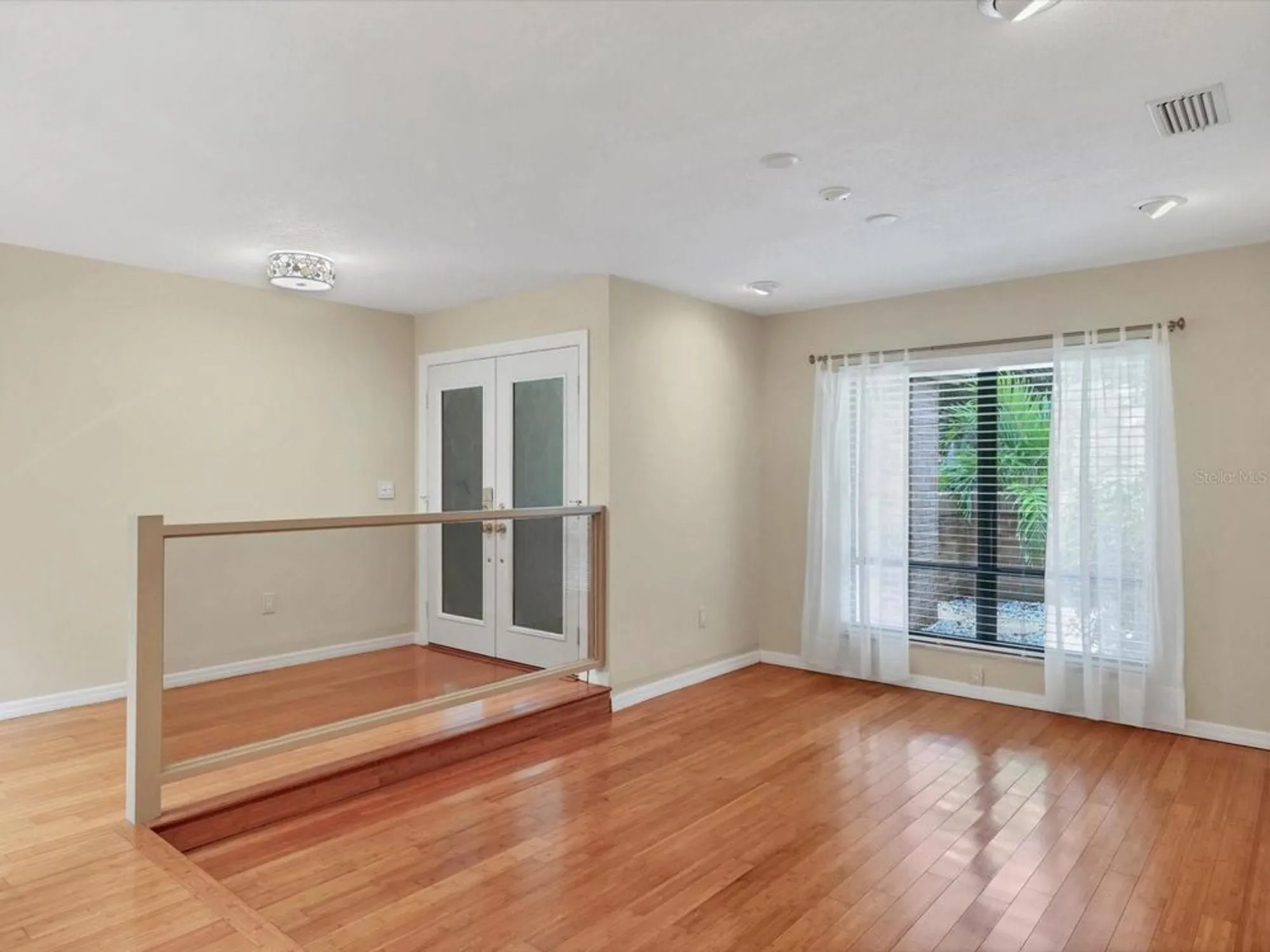 Property Slideshow image 21 of 46 | 1612 pine harrier cir, Sarasota, FL, 34231