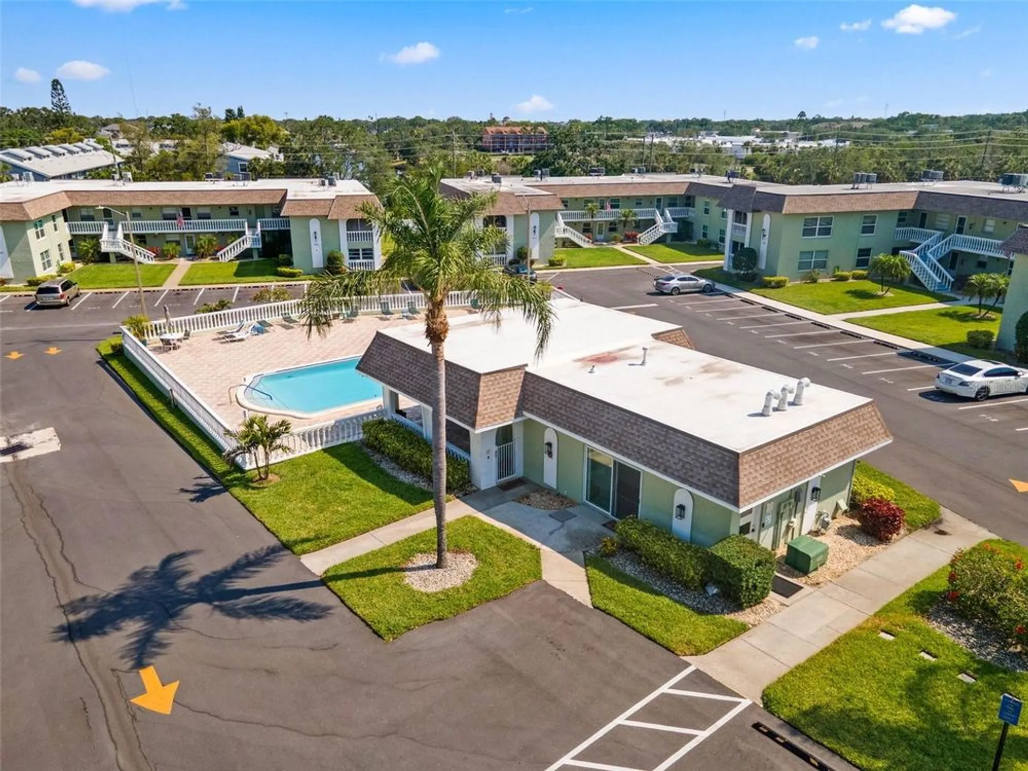 Property Slideshow image 31 of 49 | 1250 s pinellas ave apt 405, Tarpon Springs, FL, 34689