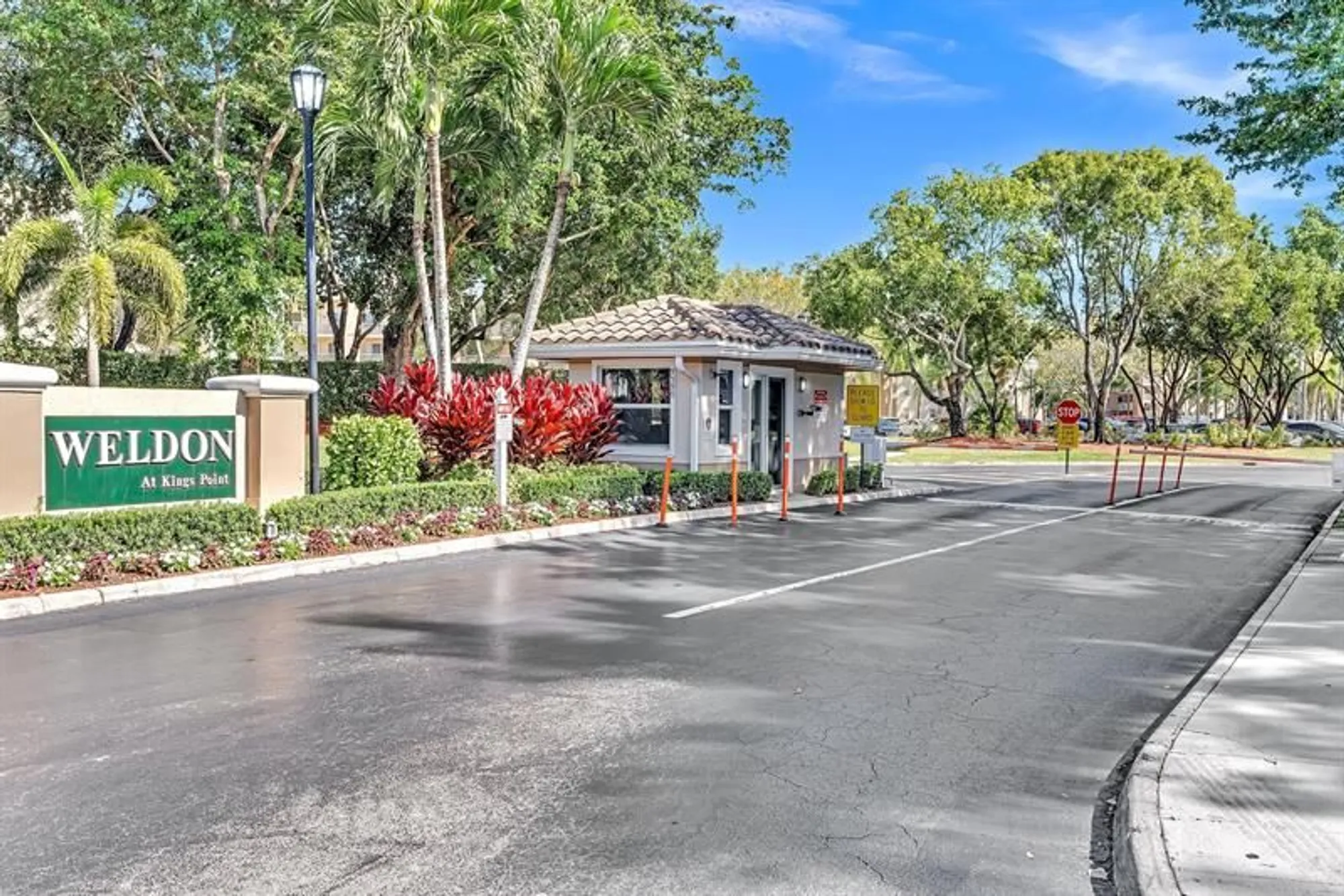 Property Slideshow image 45 of 65 | 9587 weldon cir b211, Tamarac, FL, 33321