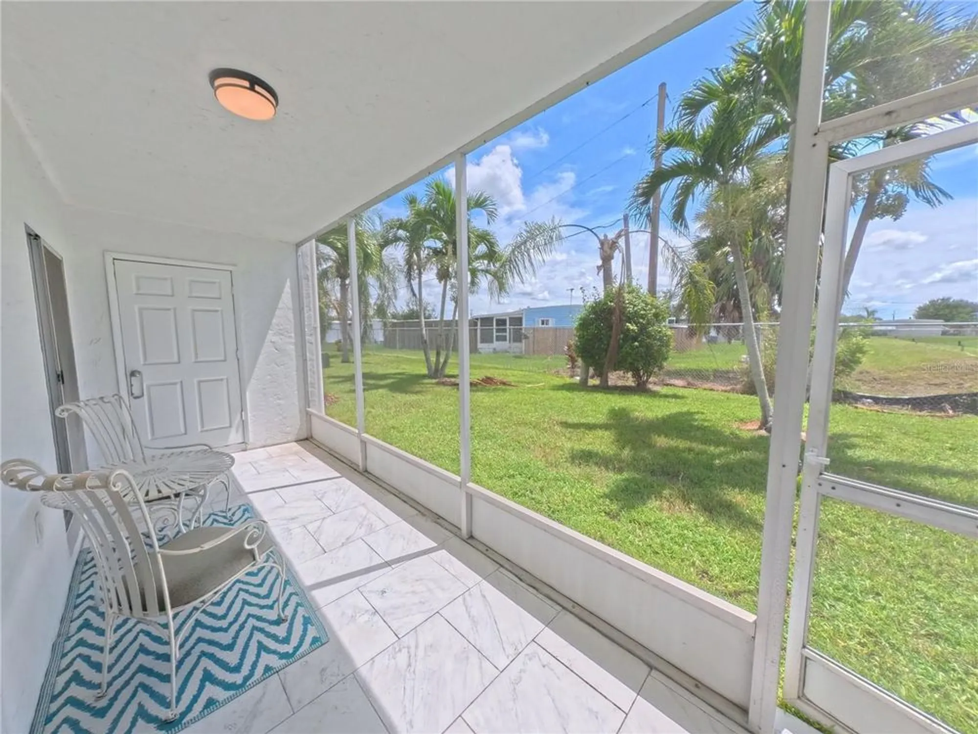 Property Slideshow image 17 of 29 | 302 47th avenue dr 117, Bradenton, FL, 34207