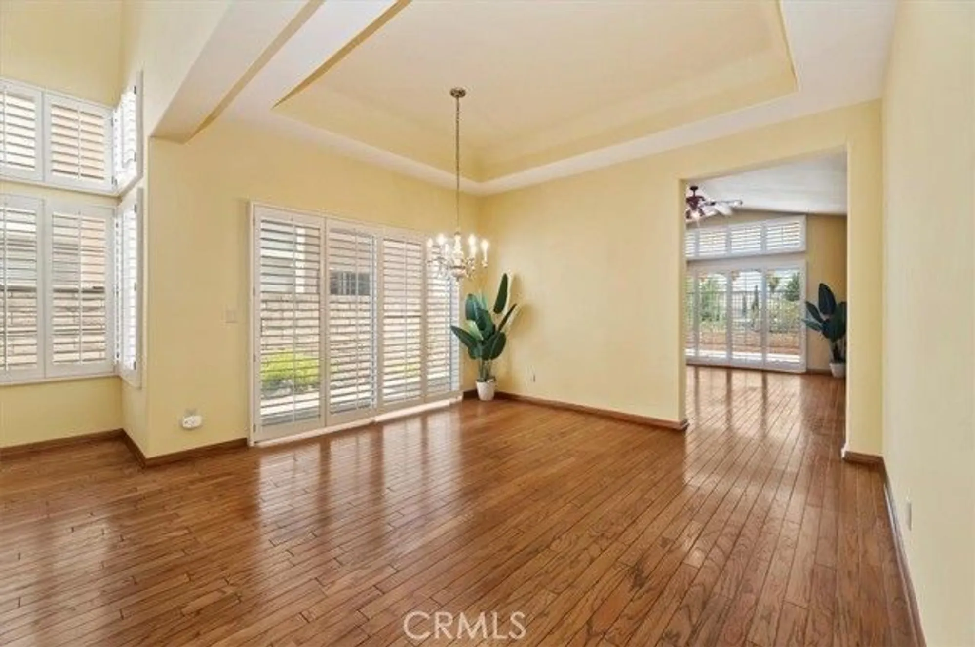 Property Slideshow image 13 of 69 | 24181 via prima vera, Murrieta, CA, 92562