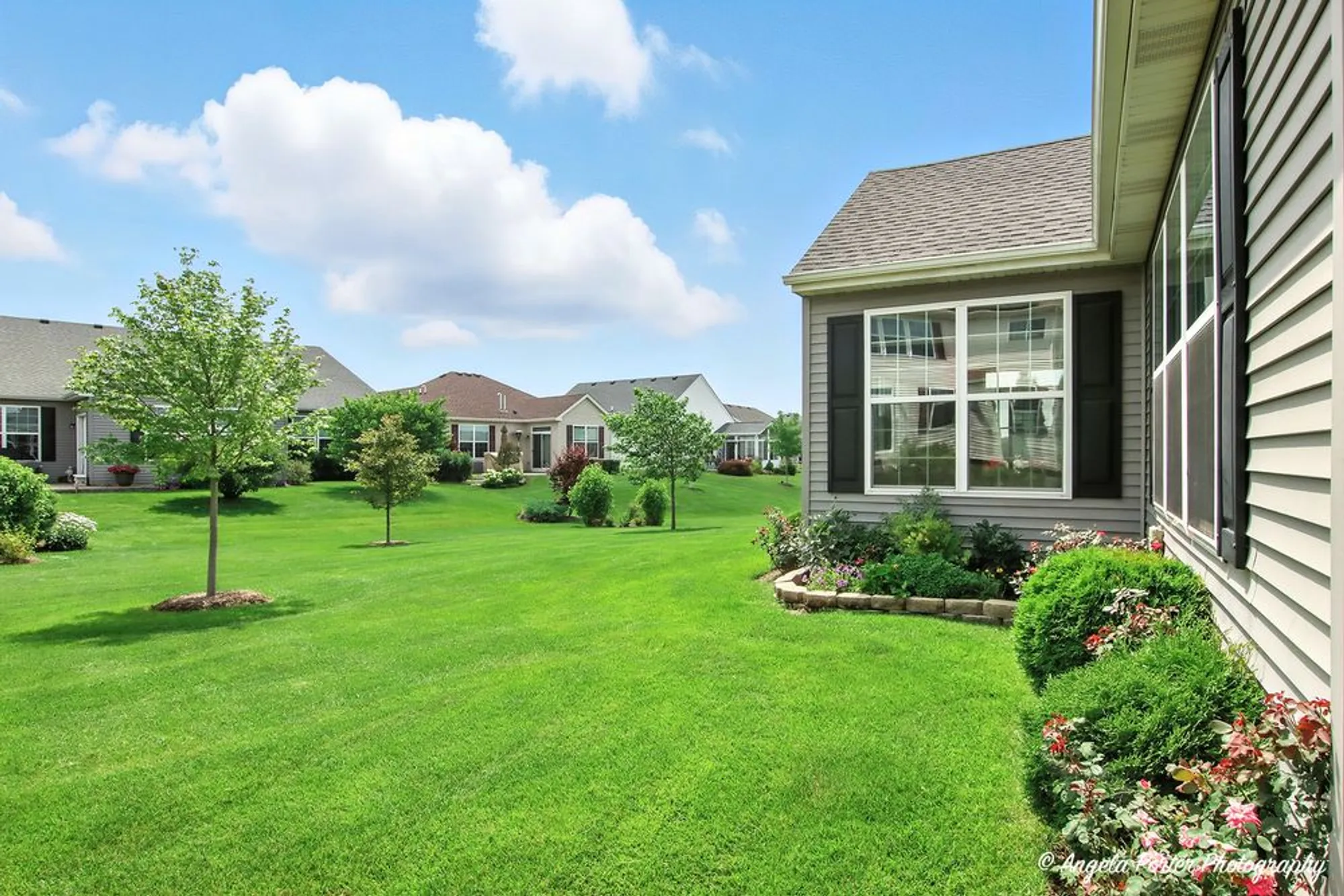 Property Slideshow image 30 of 36 | 1855 alta dr, Volo, IL, 60020