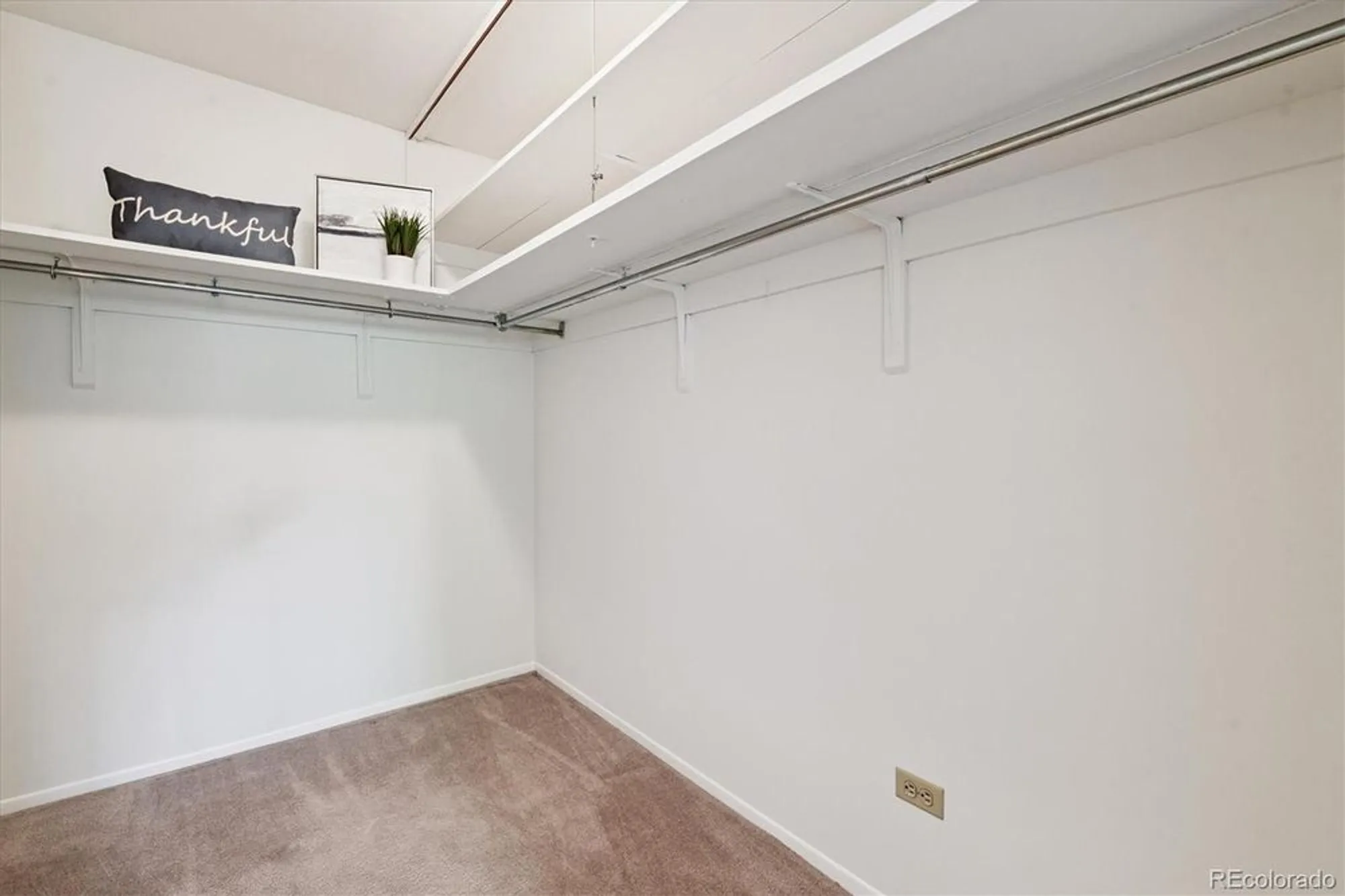 Property Slideshow image 18 of 50 | 605 s alton way apt 9c, Denver, CO, 80247