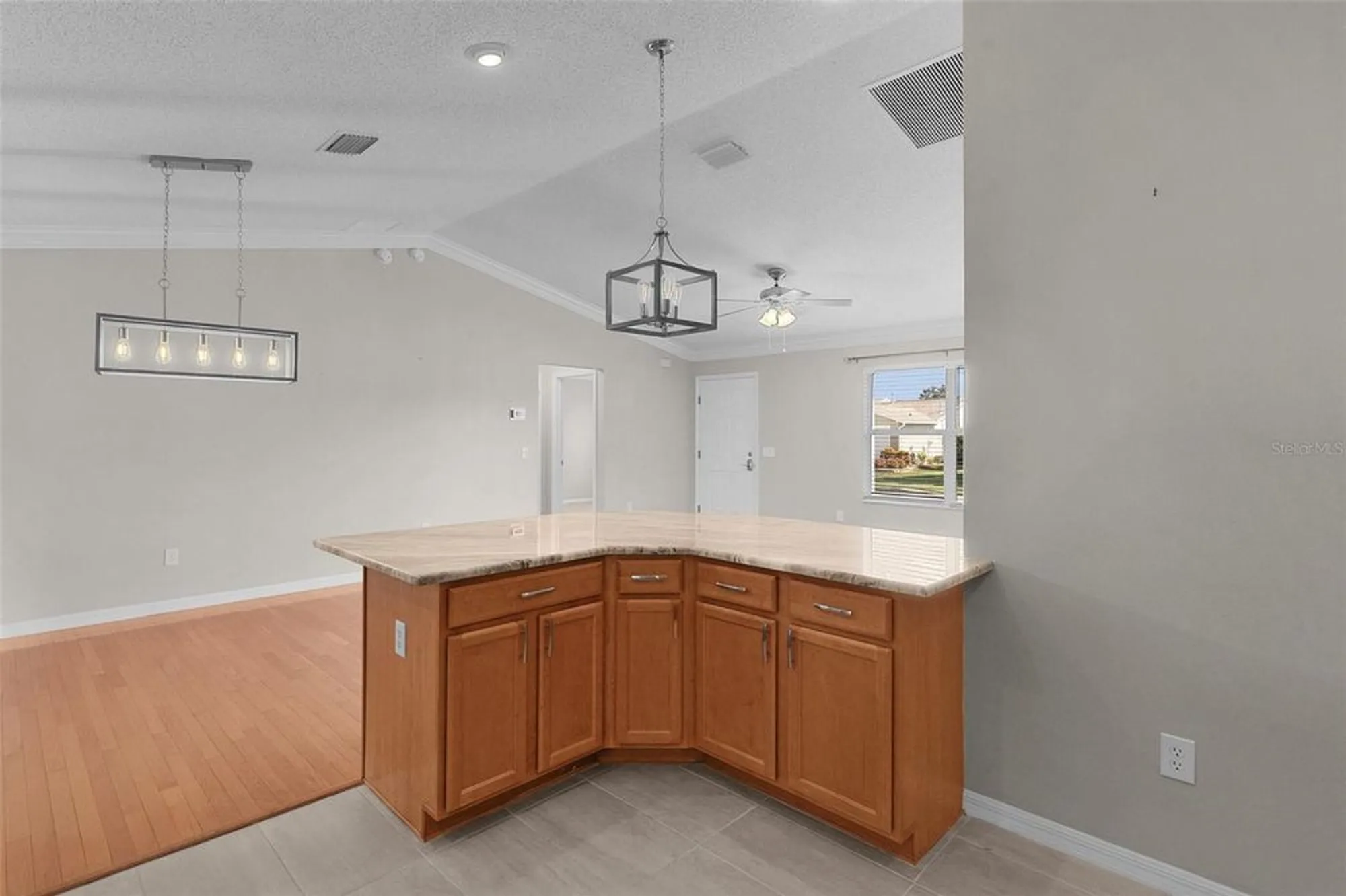 Property Slideshow image 21 of 53 | 1485 murrells inlet loop, The Villages, FL, 32162