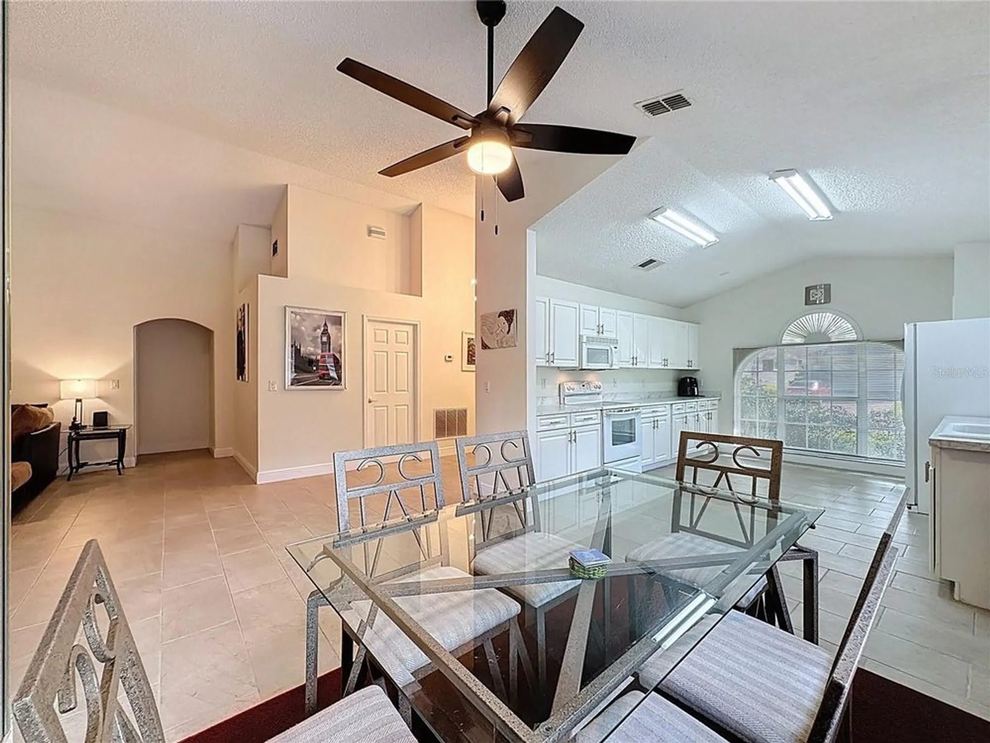 Property Slideshow image 4 of 65 | 3684 eversholt st, Clermont, FL, 34711