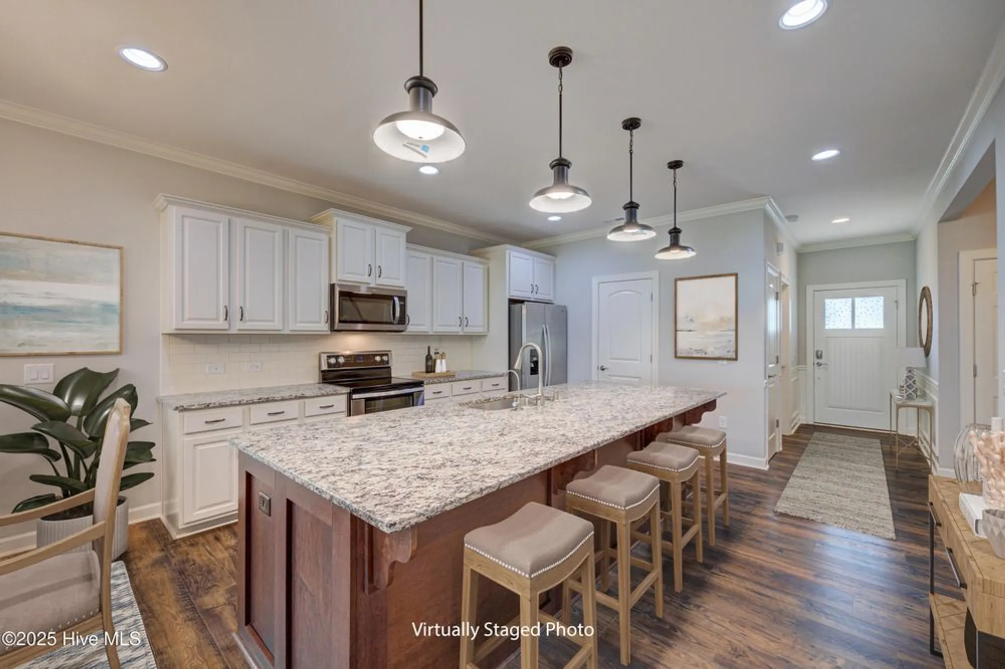 Property Slideshow image 5 of 46 | 5884 park west cir, Leland, NC, 28451