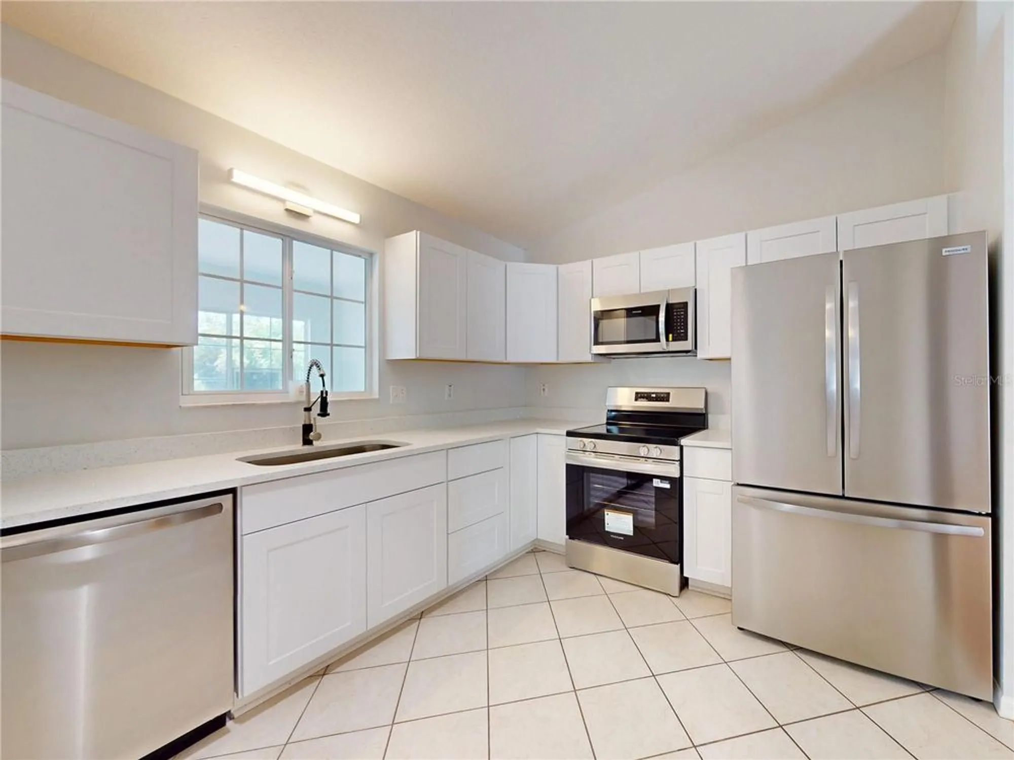 Property Slideshow image 10 of 46 | 13729 se 89th ave, Summerfield, FL, 34491