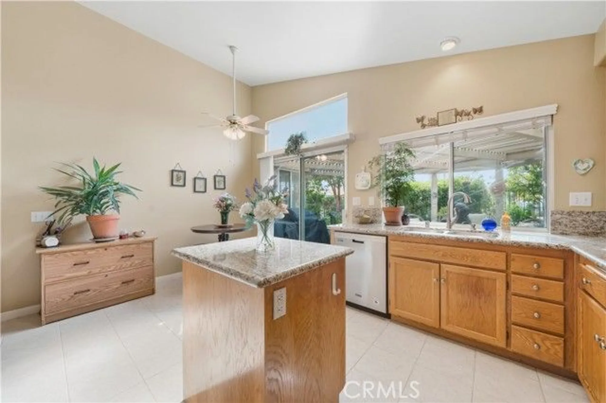 Property Slideshow image 14 of 47 | 24165 corte valente, Murrieta, CA, 92562