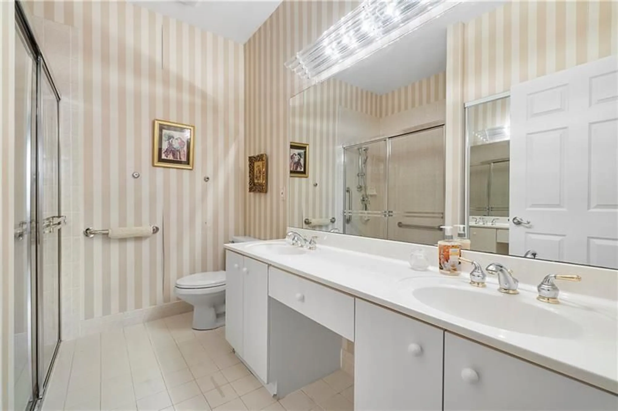 Property Slideshow image 9 of 49 | 5690 emerald cay ter # 5690, Boynton Beach, FL, 33437