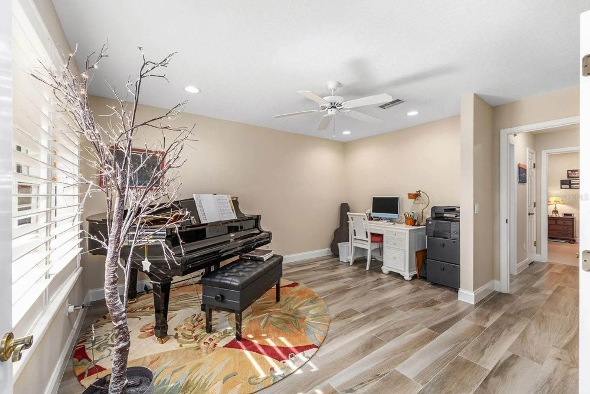 Property Slideshow image 22 of 38 | 917 ramos dr, The Villages, FL, 32159