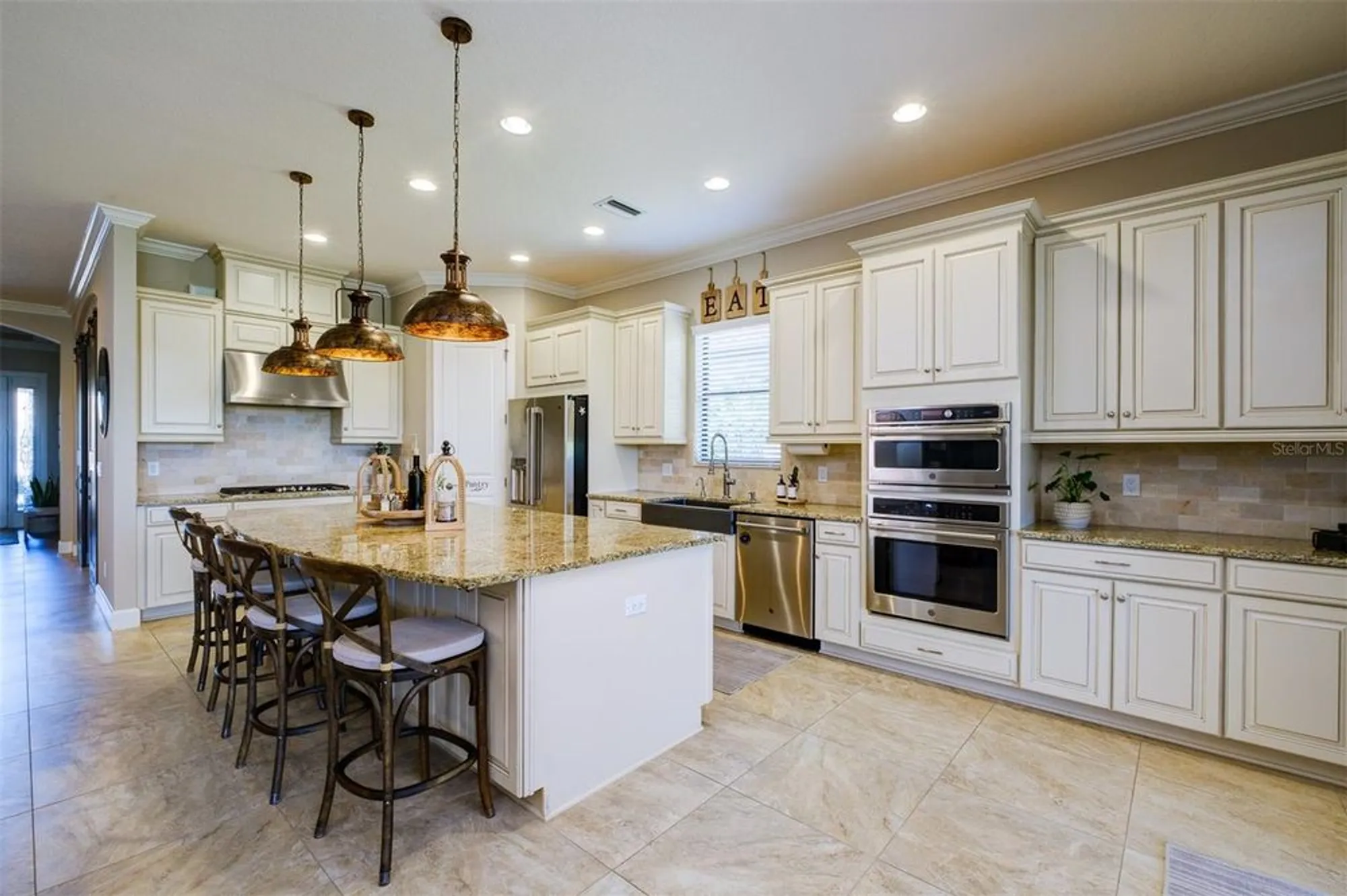 Property Slideshow image 33 of 77 | 13118 sorrento way, Bradenton, FL, 34211