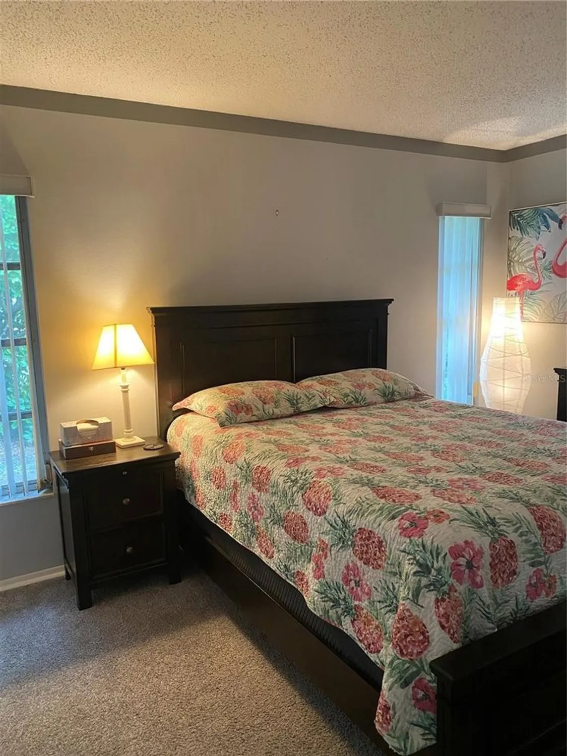 Property Slideshow image 19 of 38 | 832 cambridge ct, Dunedin, FL, 34698