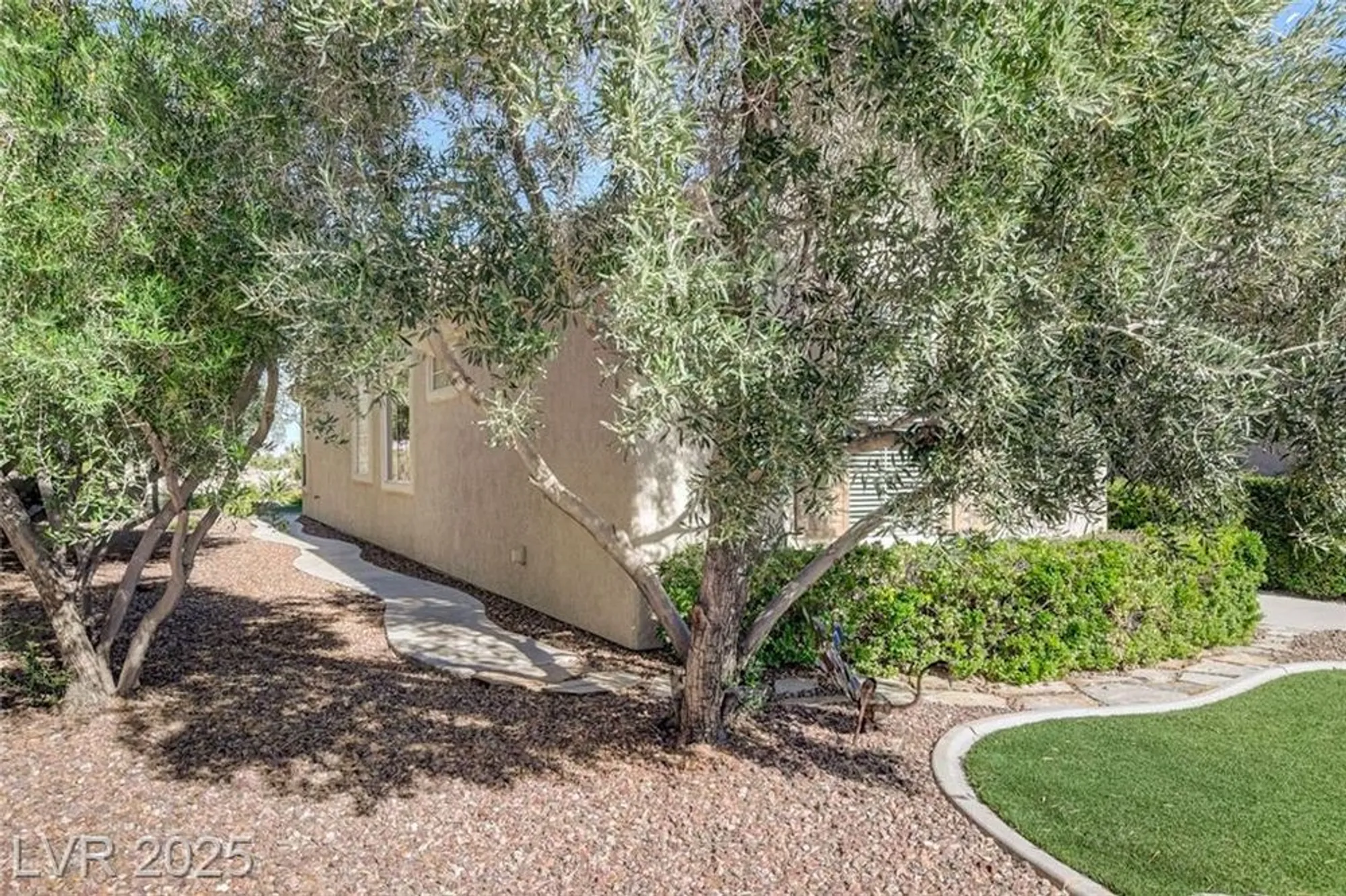 Property Slideshow image 36 of 48 | 10584 abisso dr, Las Vegas, NV, 89135