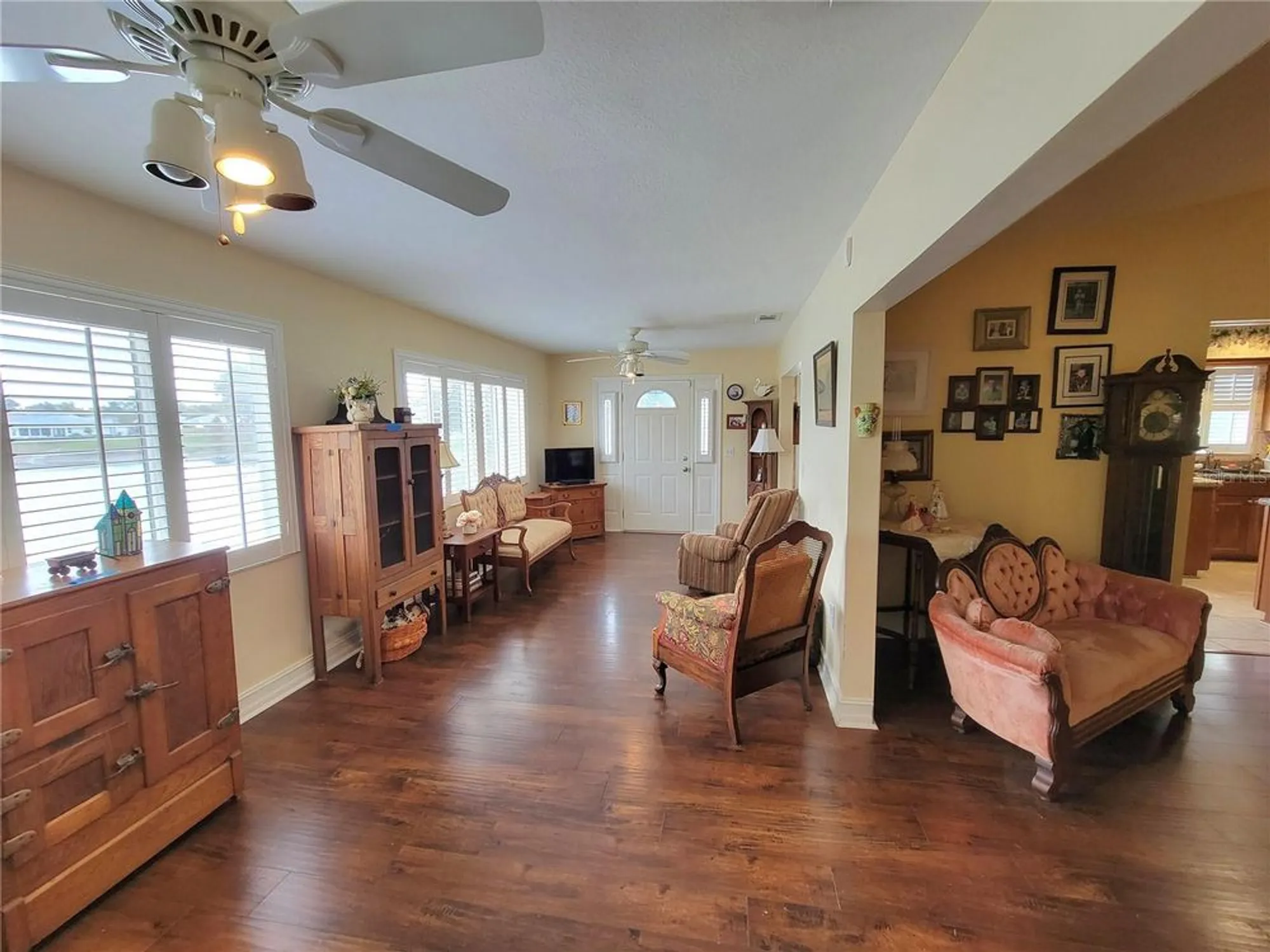 Property Slideshow image 11 of 40 | 3535 saddlebrook way, Lakeland, FL, 33810