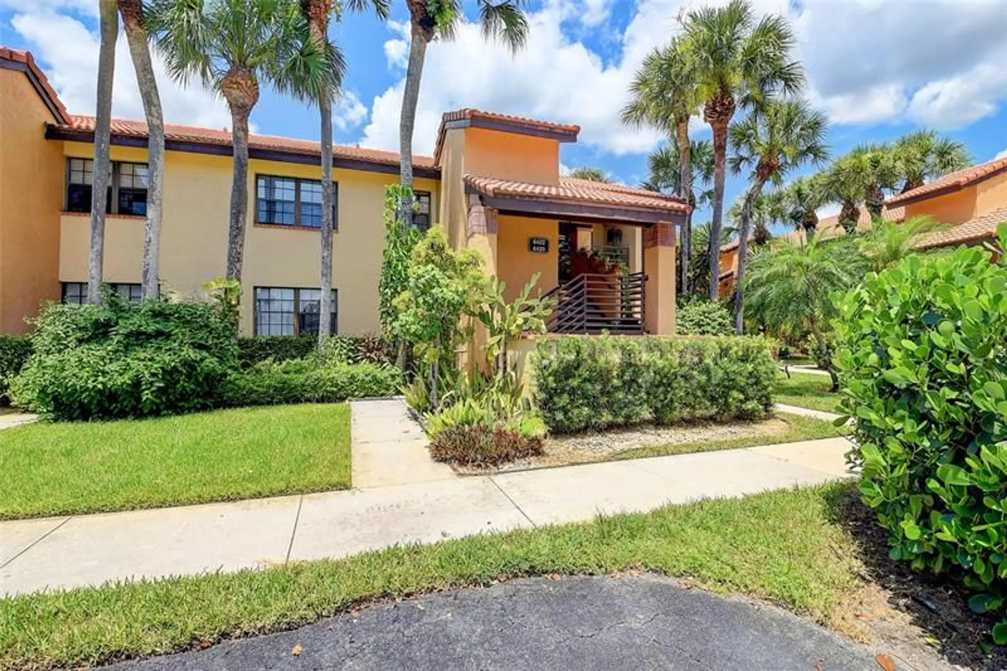 Property Slideshow image 35 of 75 | 6422 aspen glen cir # 206, Boynton Beach, FL, 33437