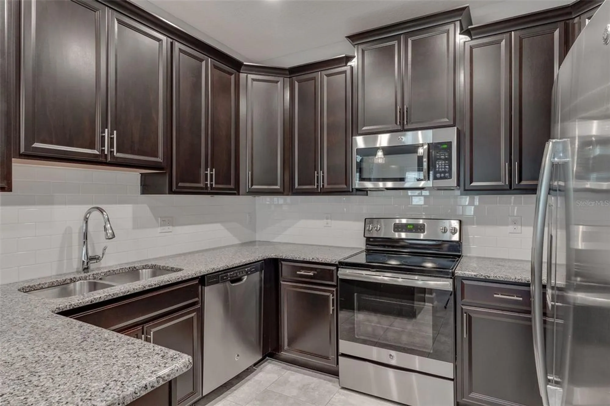 Property Slideshow image 11 of 24 | 3825 quaint ln f, Clermont, FL, 34711