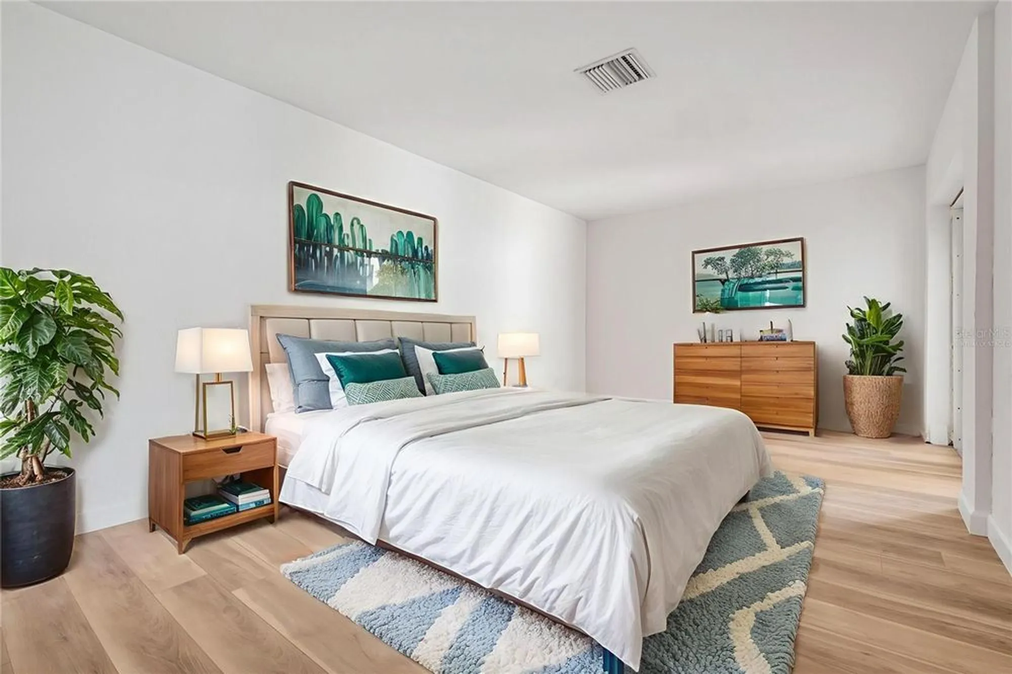 Property Slideshow image 12 of 27 | 127 boca ciega point blvd n, St Petersburg, FL, 33708