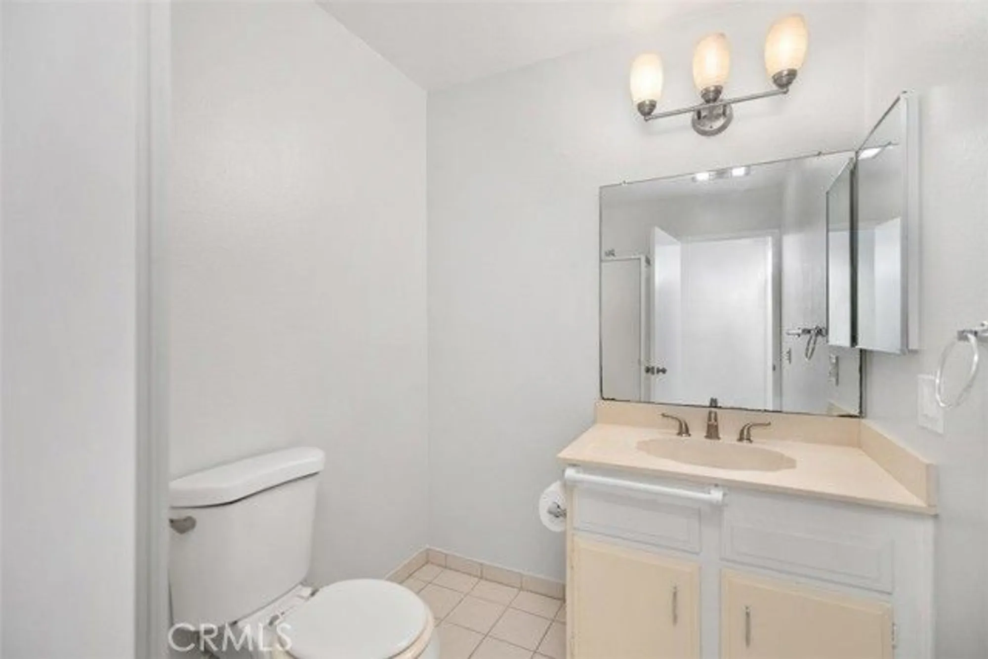 Property Slideshow image 18 of 25 | 2405 via mariposa 2g, Laguna Woods, CA, 92637
