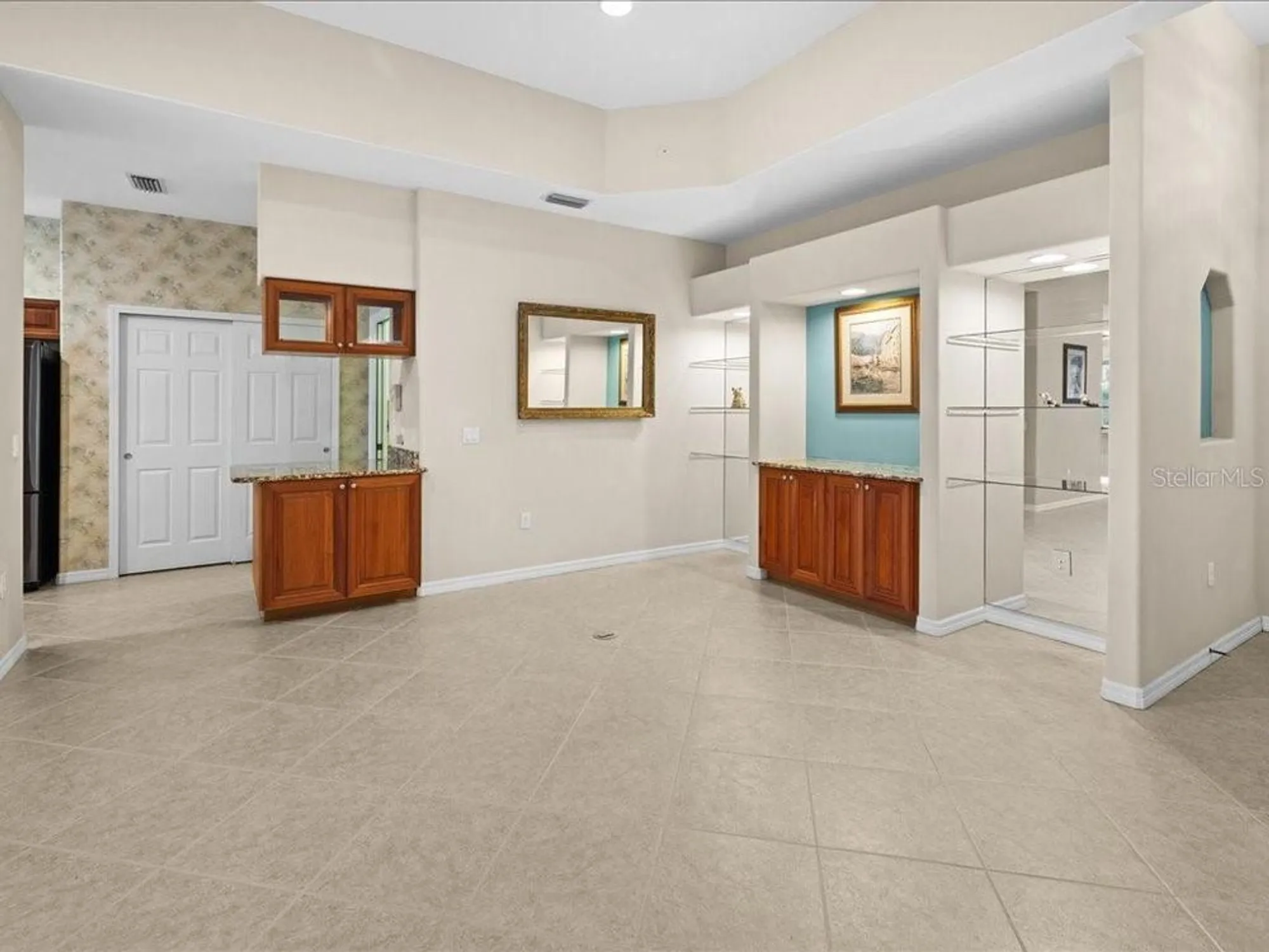 Property Slideshow image 15 of 61 | 3927 whispering oaks dr, North Port, FL, 34287
