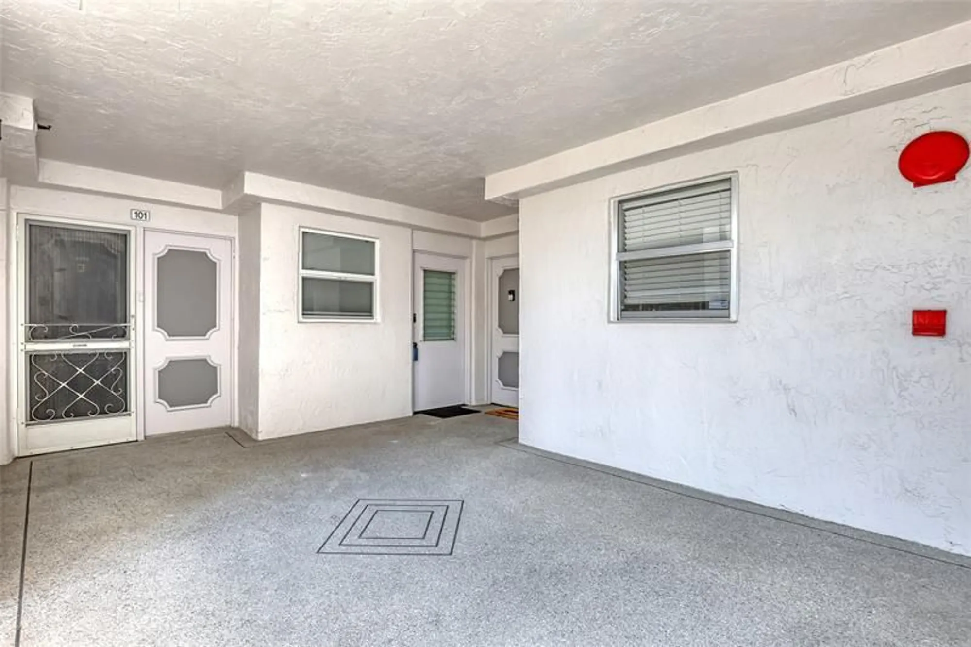 Property Slideshow image 26 of 28 | 6850 10th ave 101, Lake Worth, FL, 33467