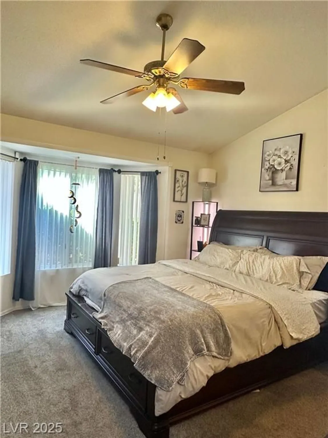 Property Slideshow image 21 of 25 | 8621 prairie hill dr, Las Vegas, NV, 89134