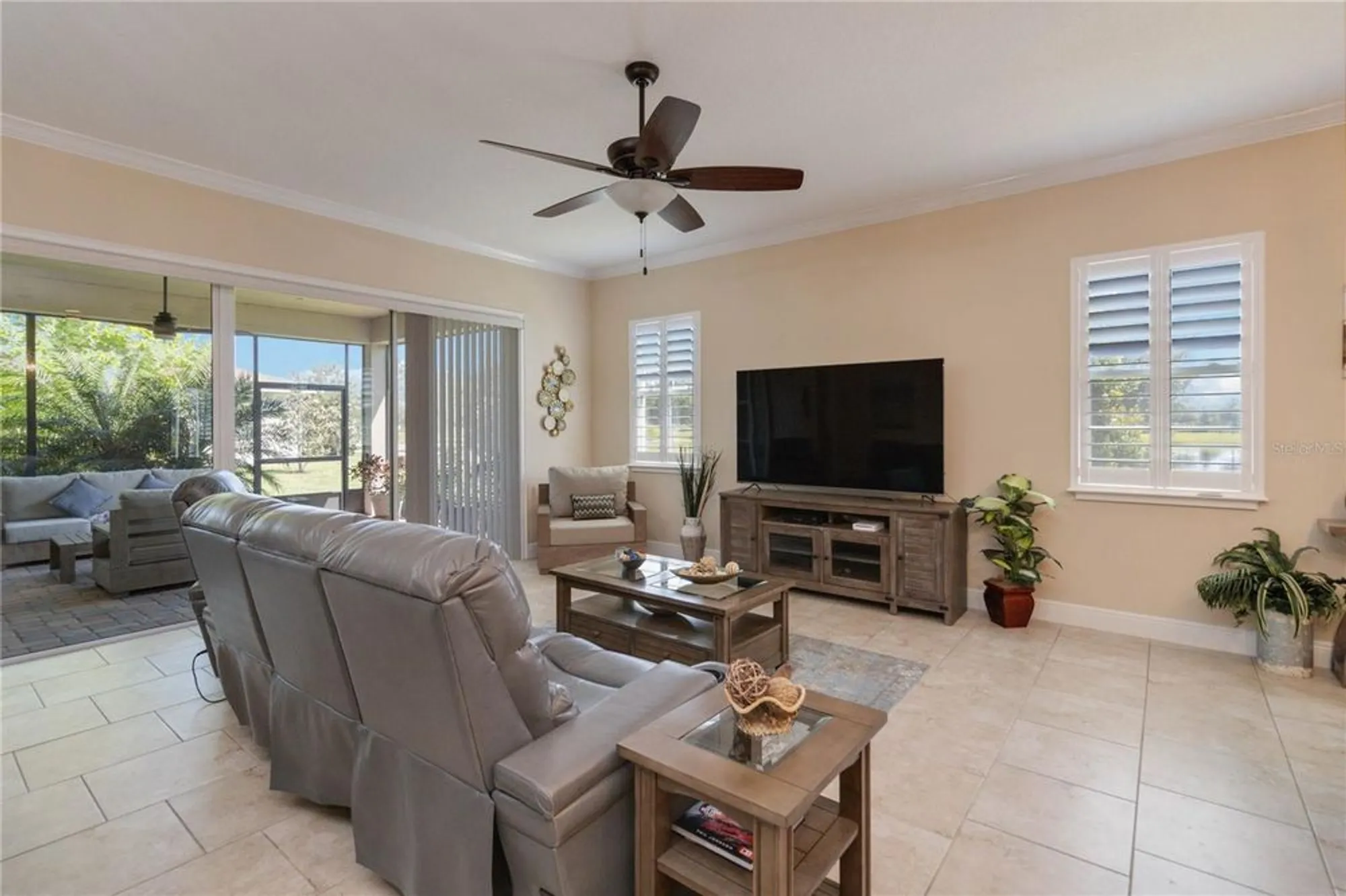 Property Slideshow image 16 of 50 | 4921 catalpa dr, Saint Cloud, FL, 34772
